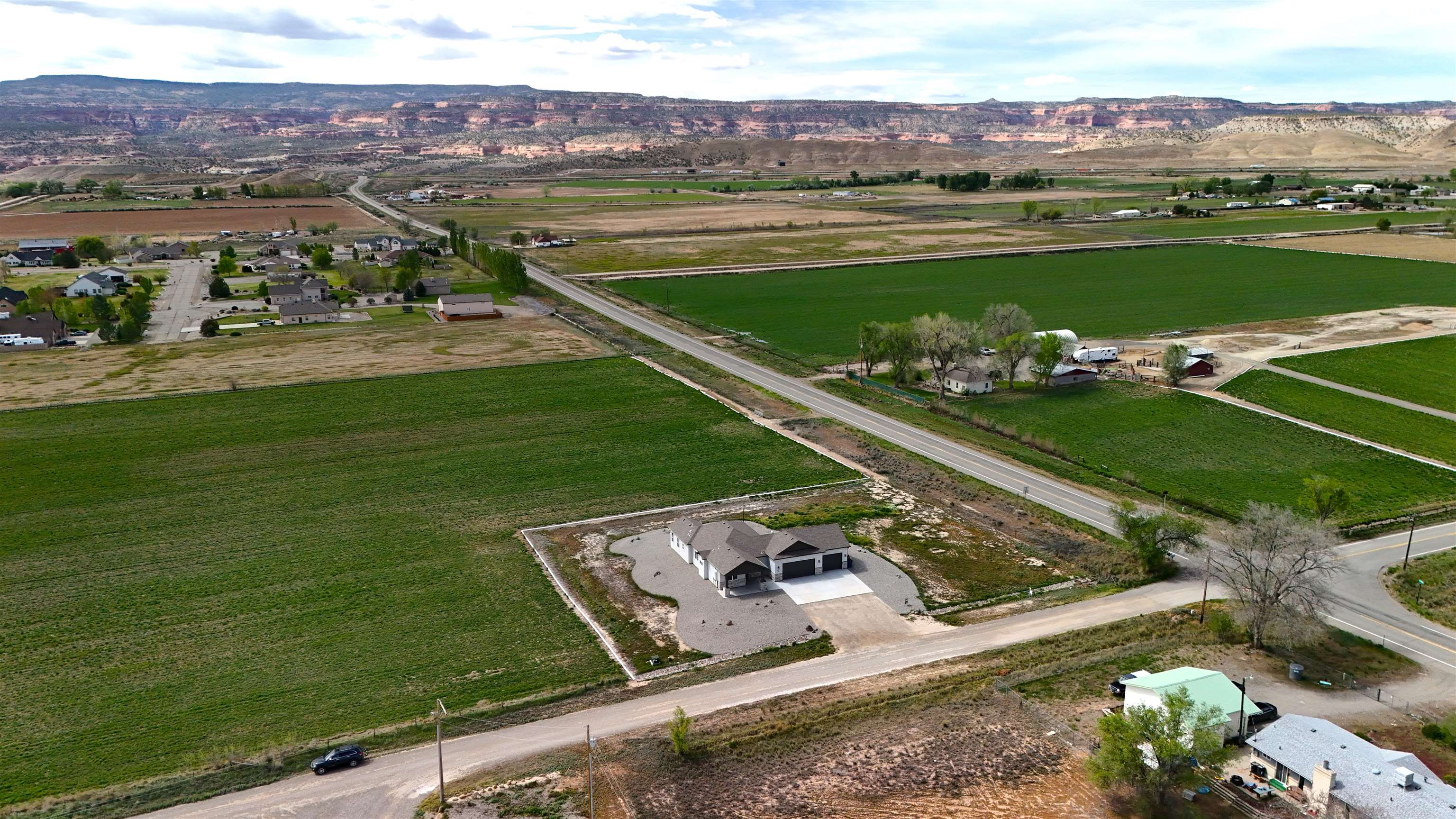 1309 M Road Property Photo 3
