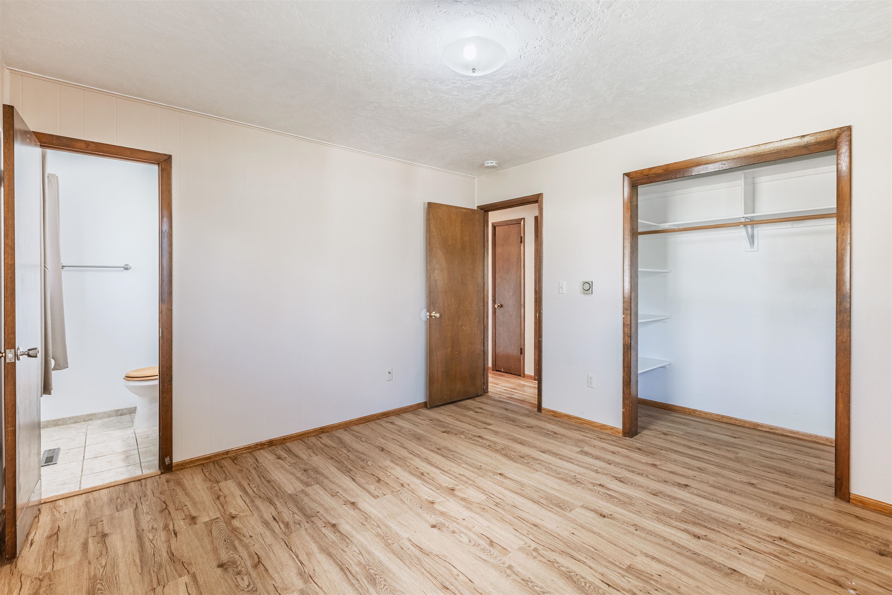 516 Willow Drive Property Photo 6
