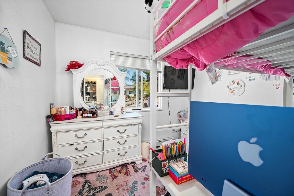 499 1/2 Forelle Street Property Photo 33