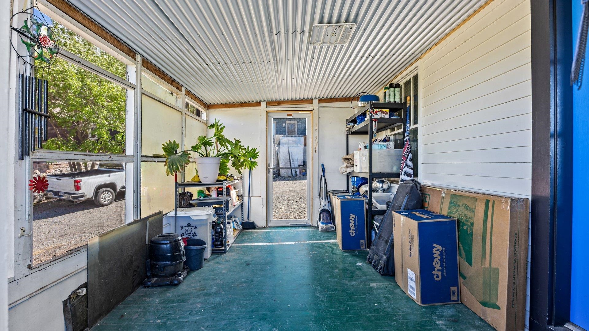 2483 S Broadway Property Photo 25