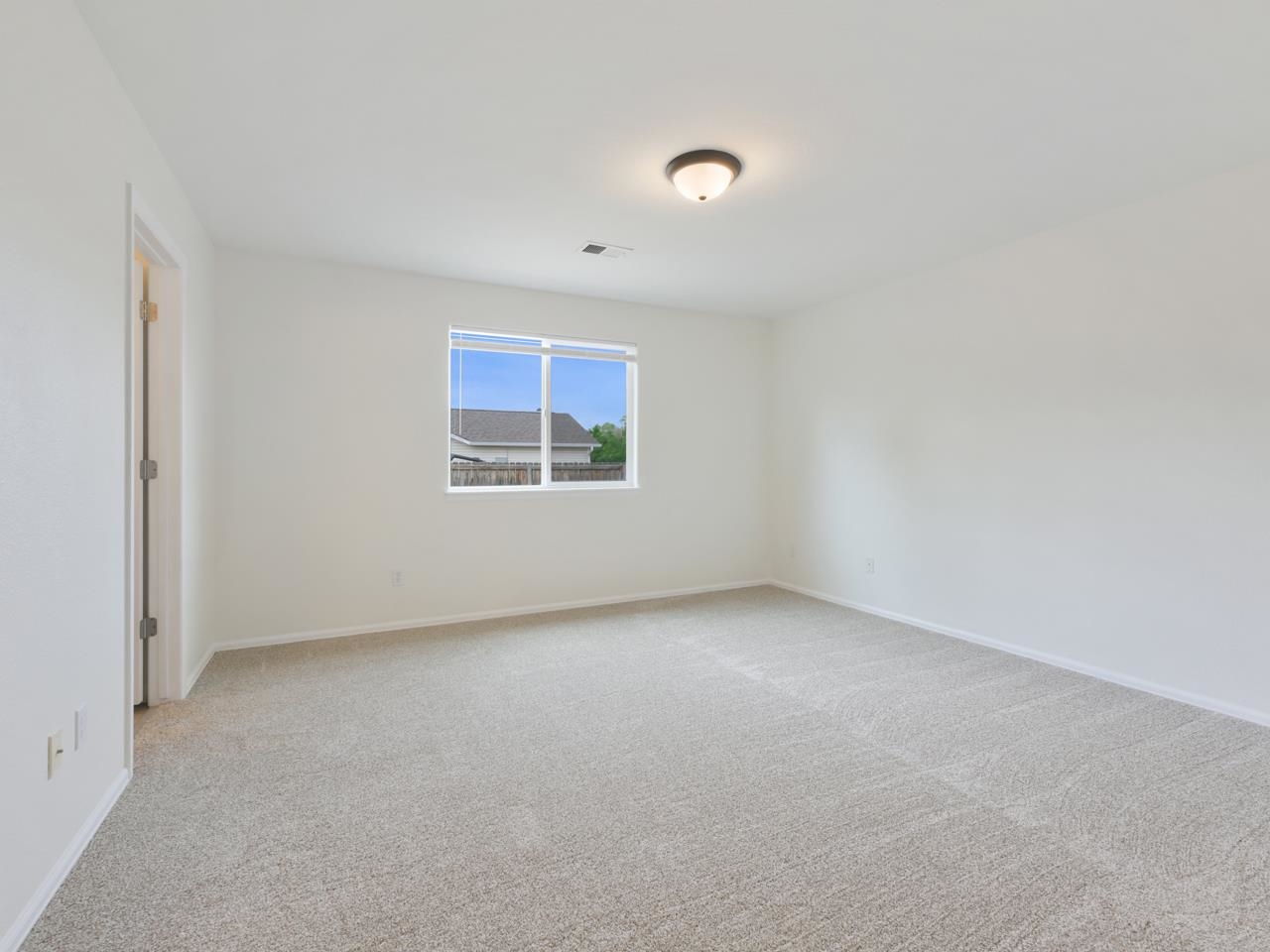 2975 Summerbrook Drive Property Photo 10