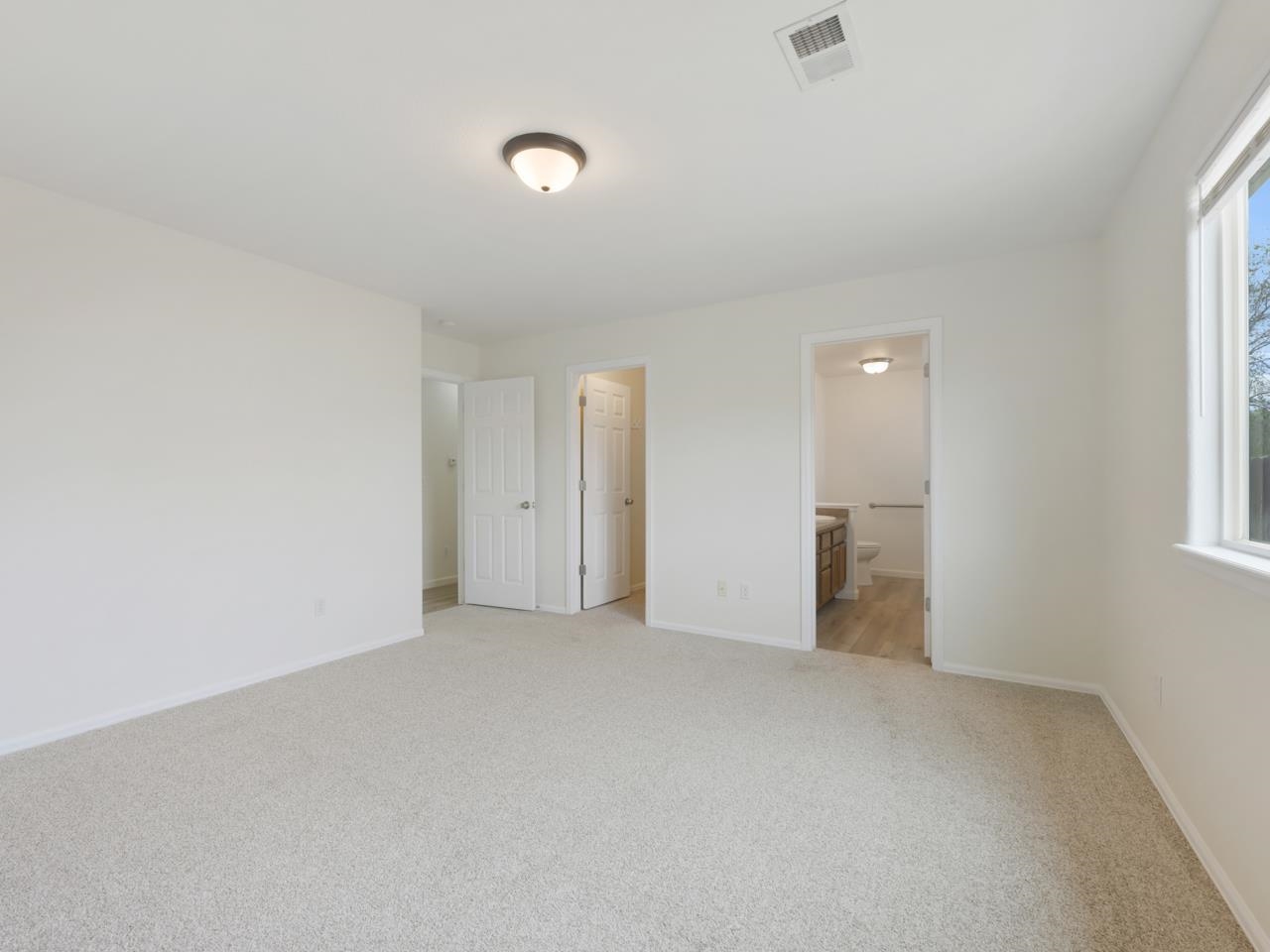 2975 Summerbrook Drive Property Photo 12