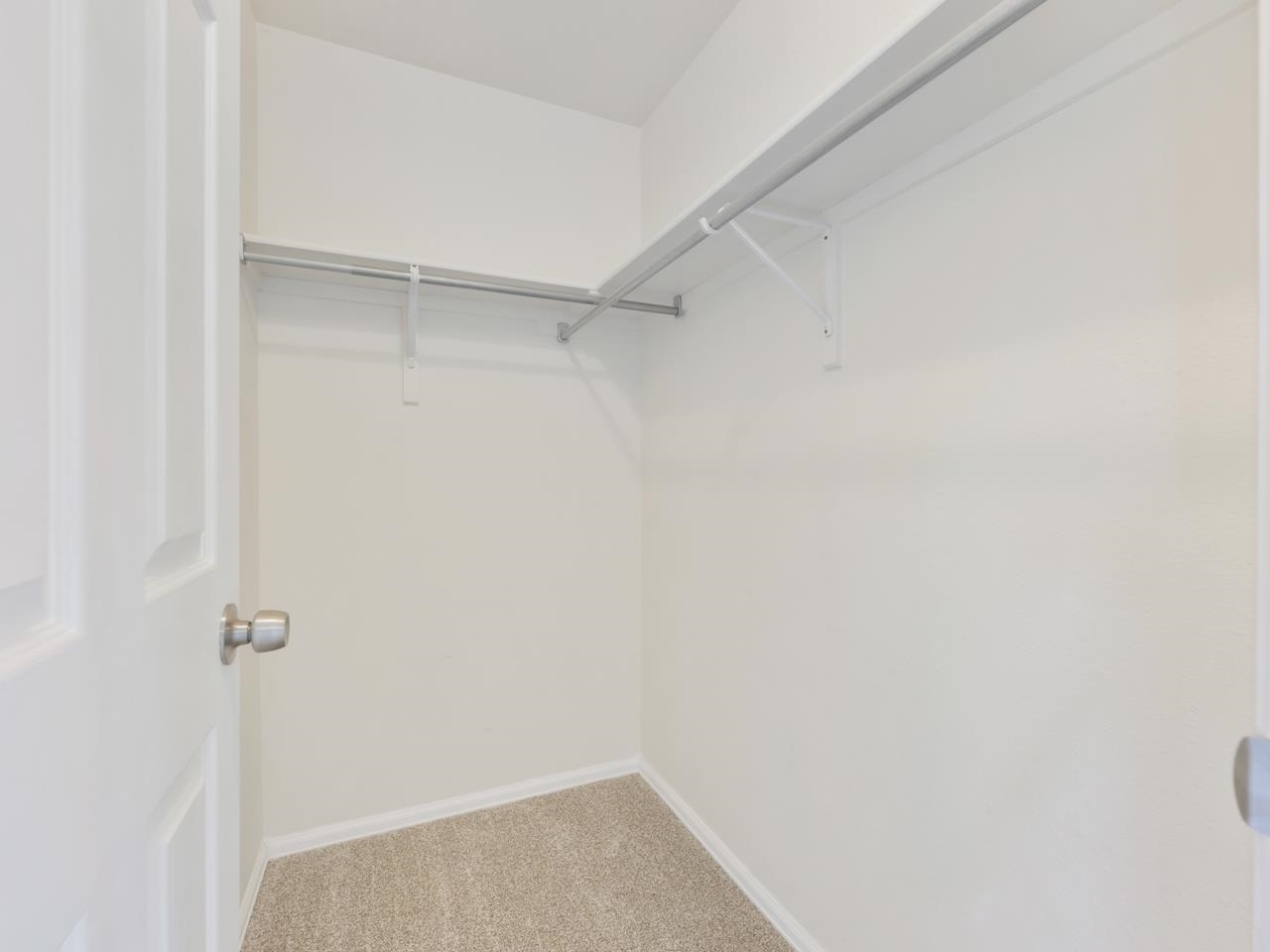 2975 Summerbrook Drive Property Photo 15
