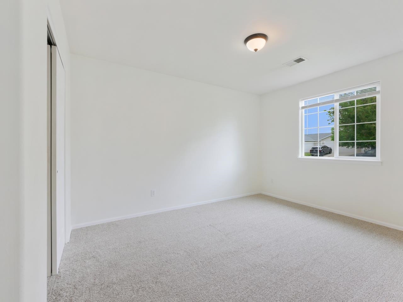 2975 Summerbrook Drive Property Photo 16