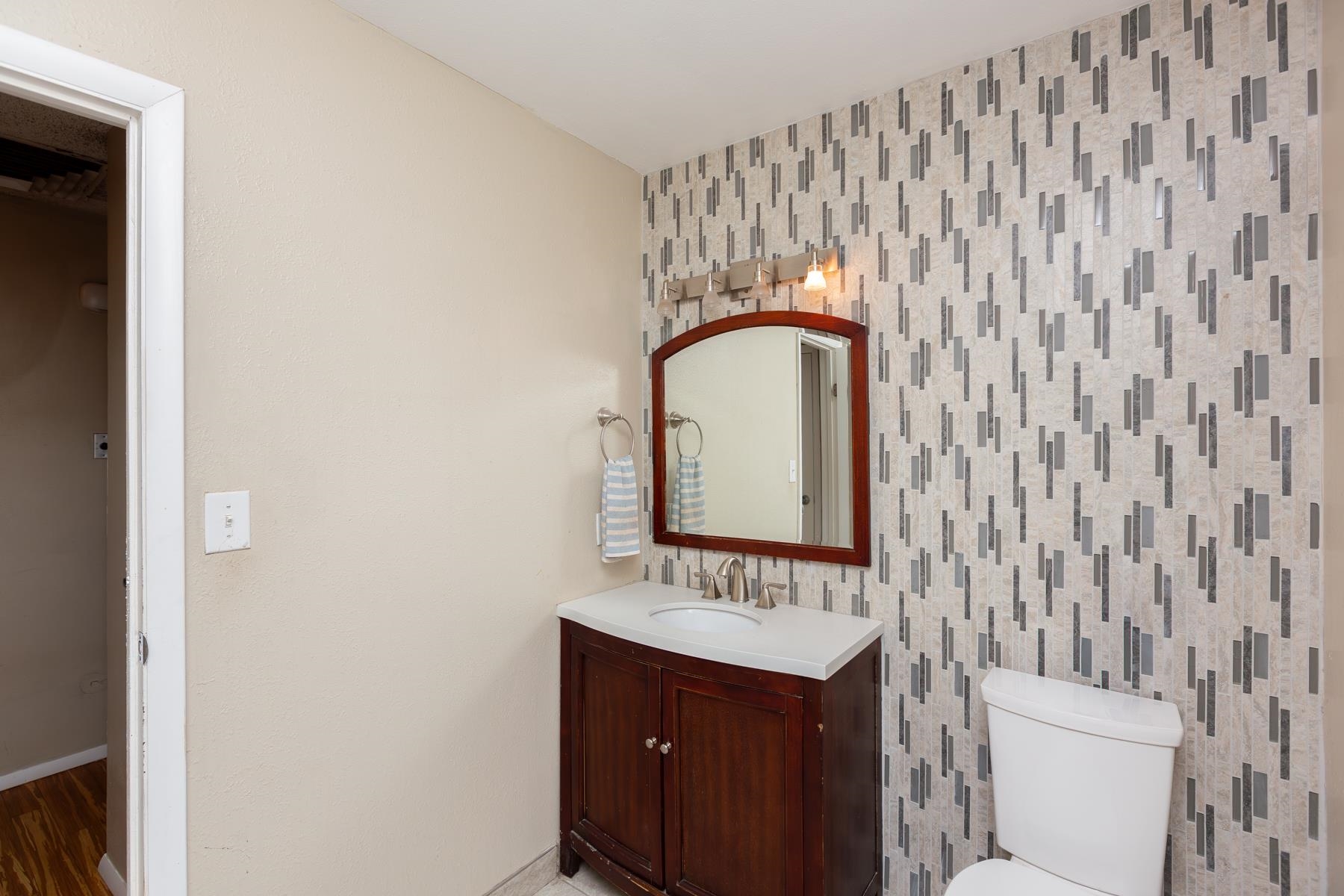 2887 Texas Avenue Property Photo 17