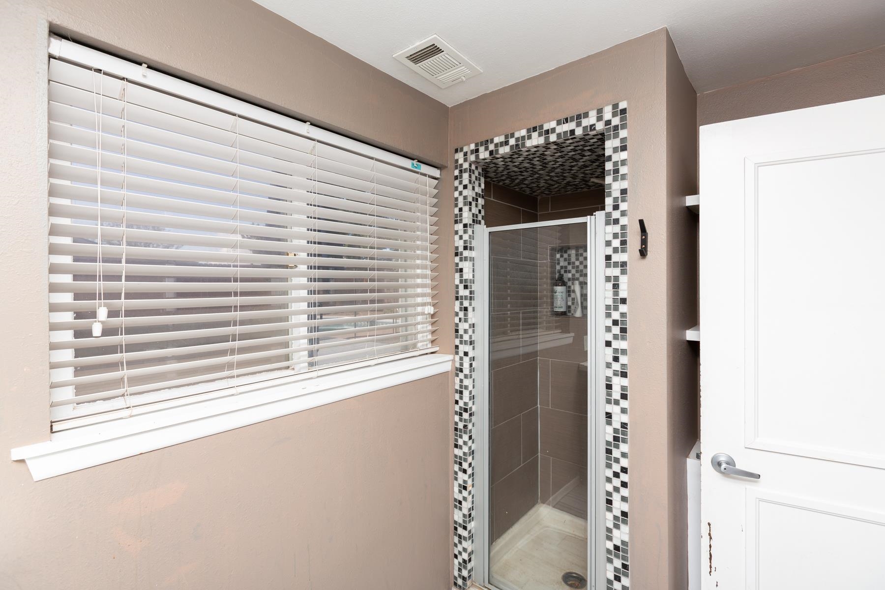 2887 Texas Avenue Property Photo 18