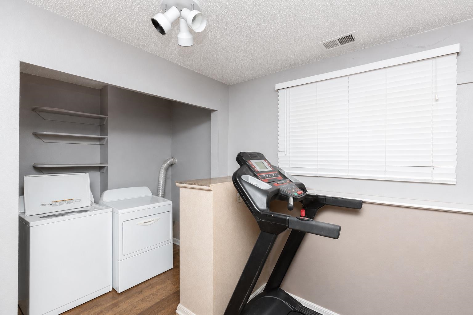 2887 Texas Avenue Property Photo 19