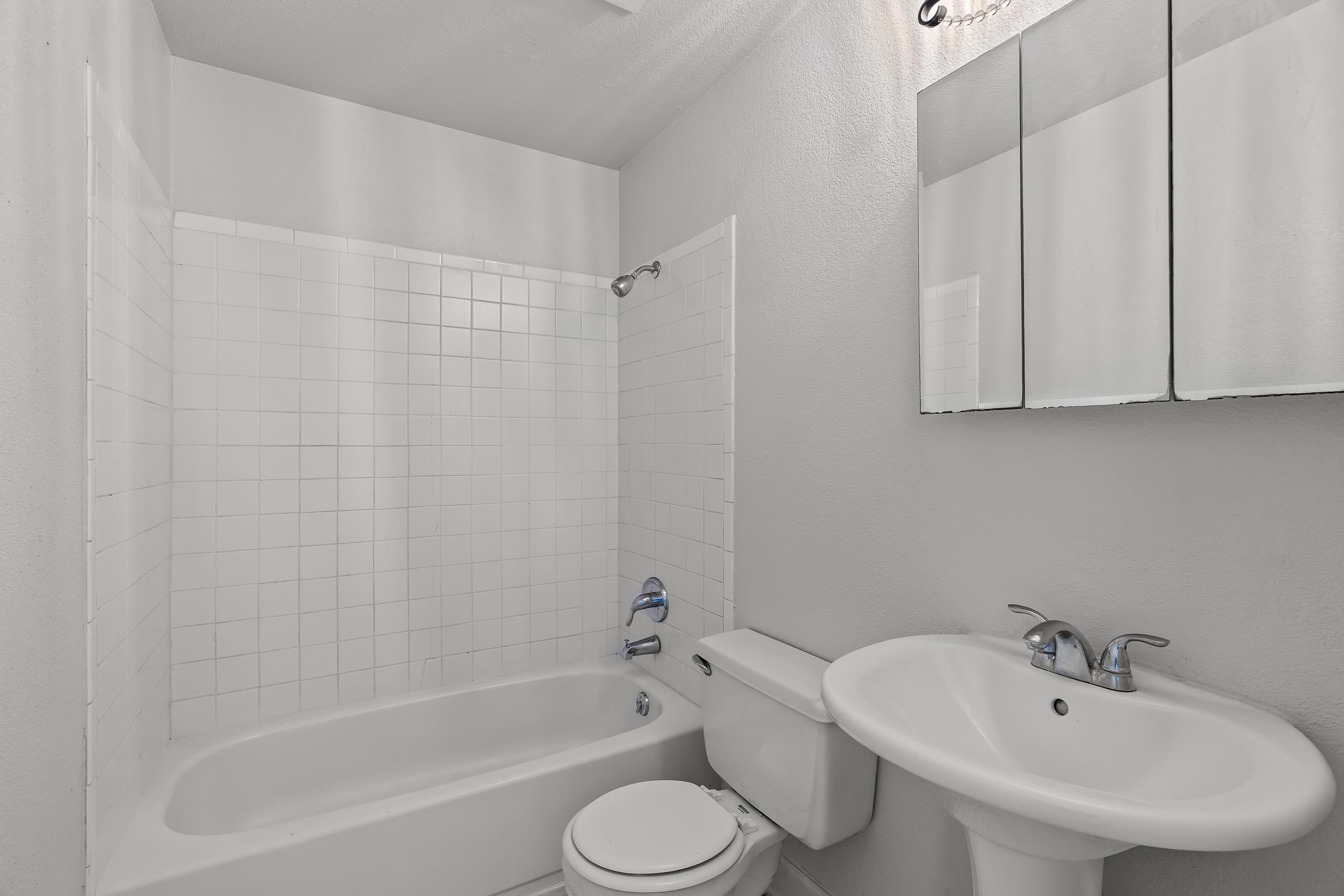 3229 White Avenue Property Photo 12