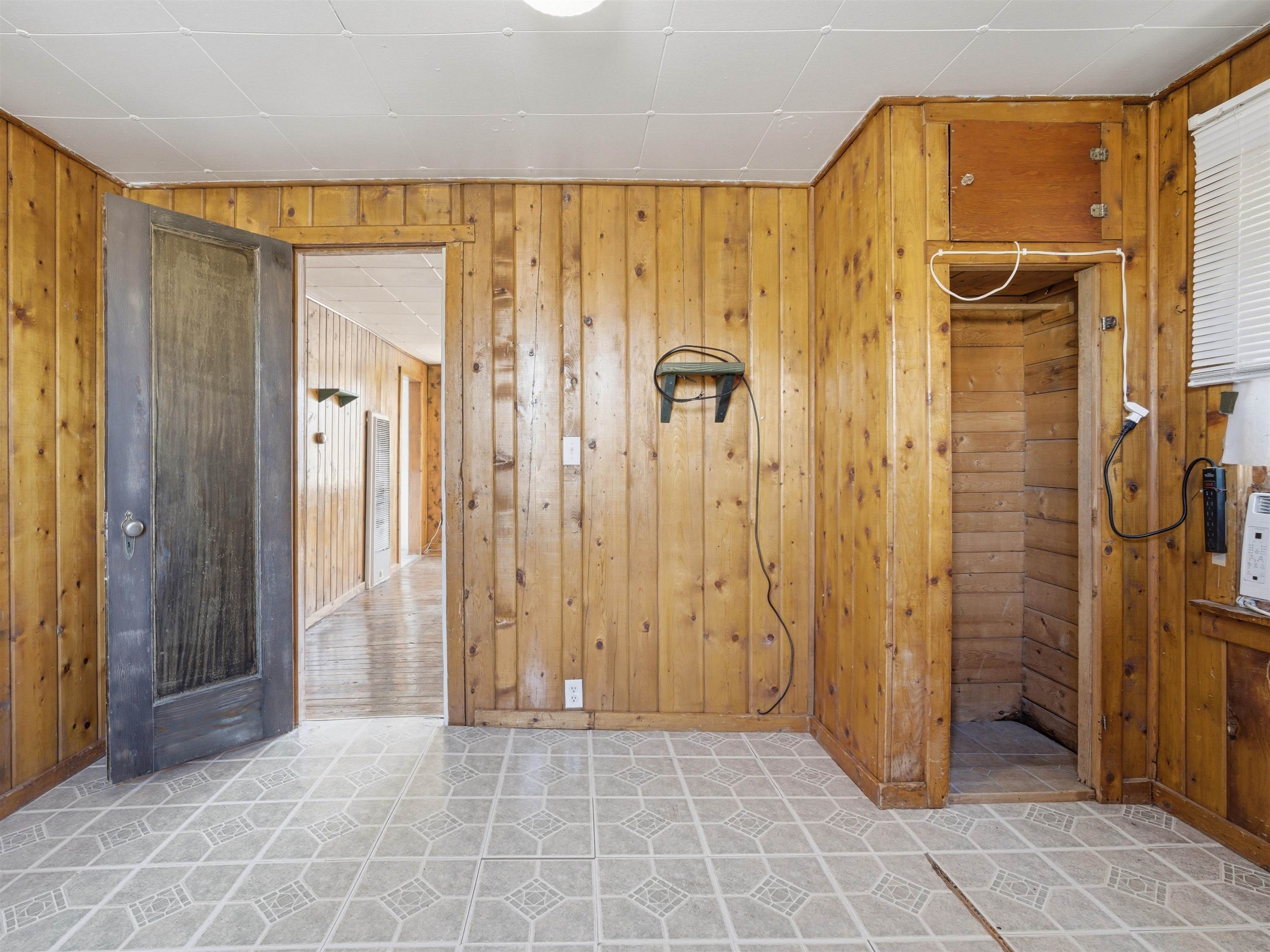510 Court Road Property Photo 11