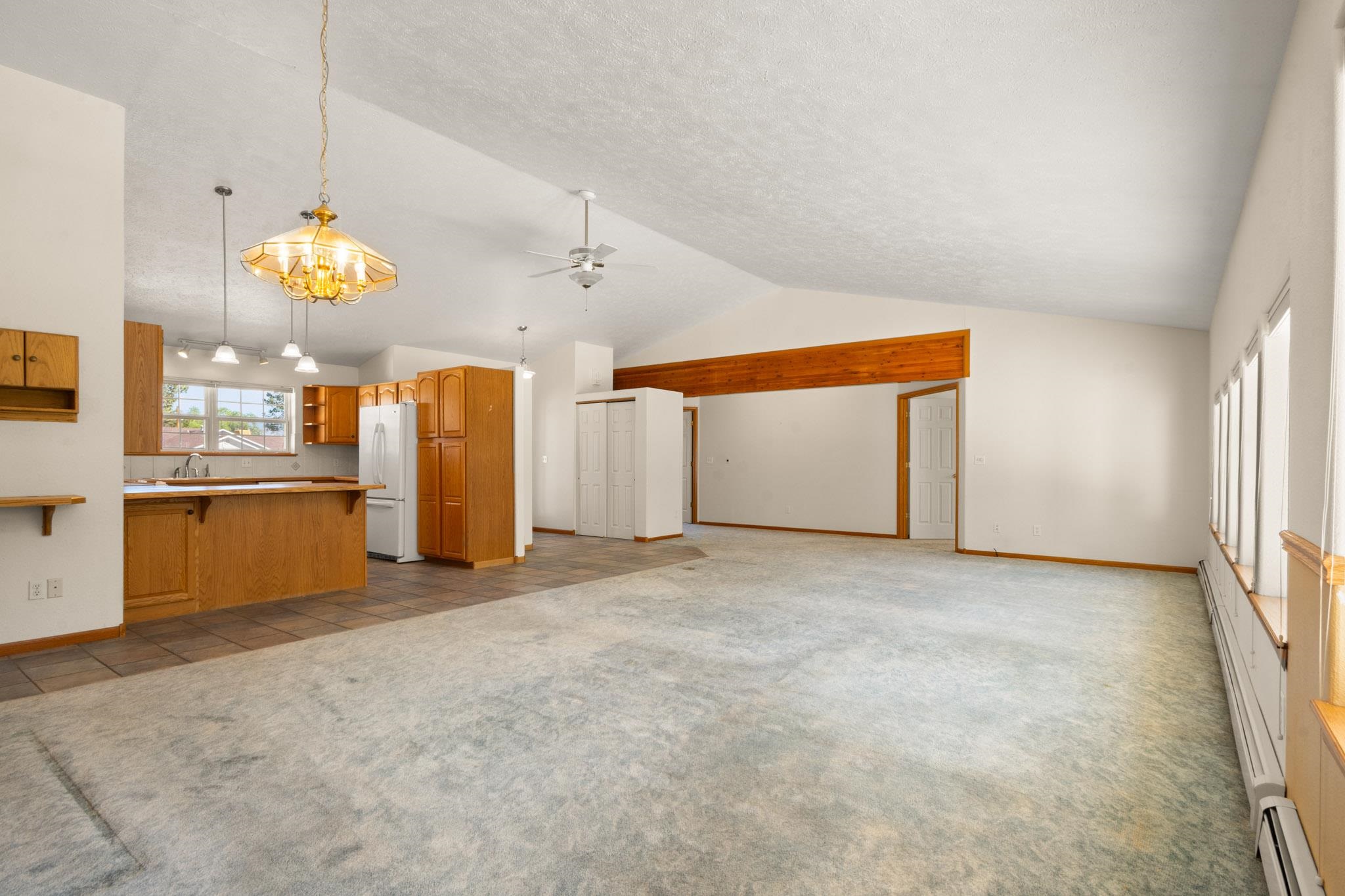 2660 Hemlock Court Property Photo 11