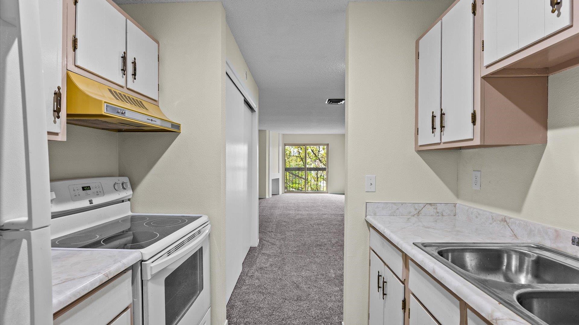3146 Lakeside Drive Property Photo 11