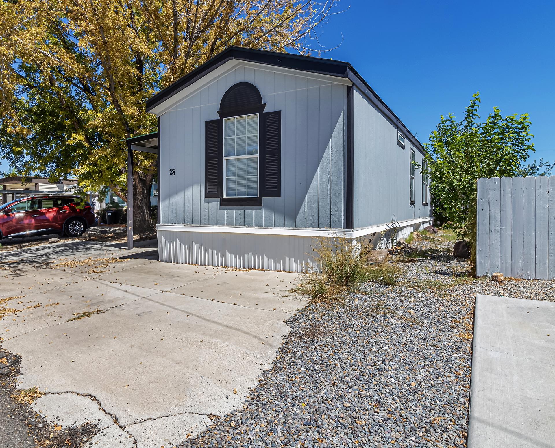 2845 North Avenue Property Photo 2