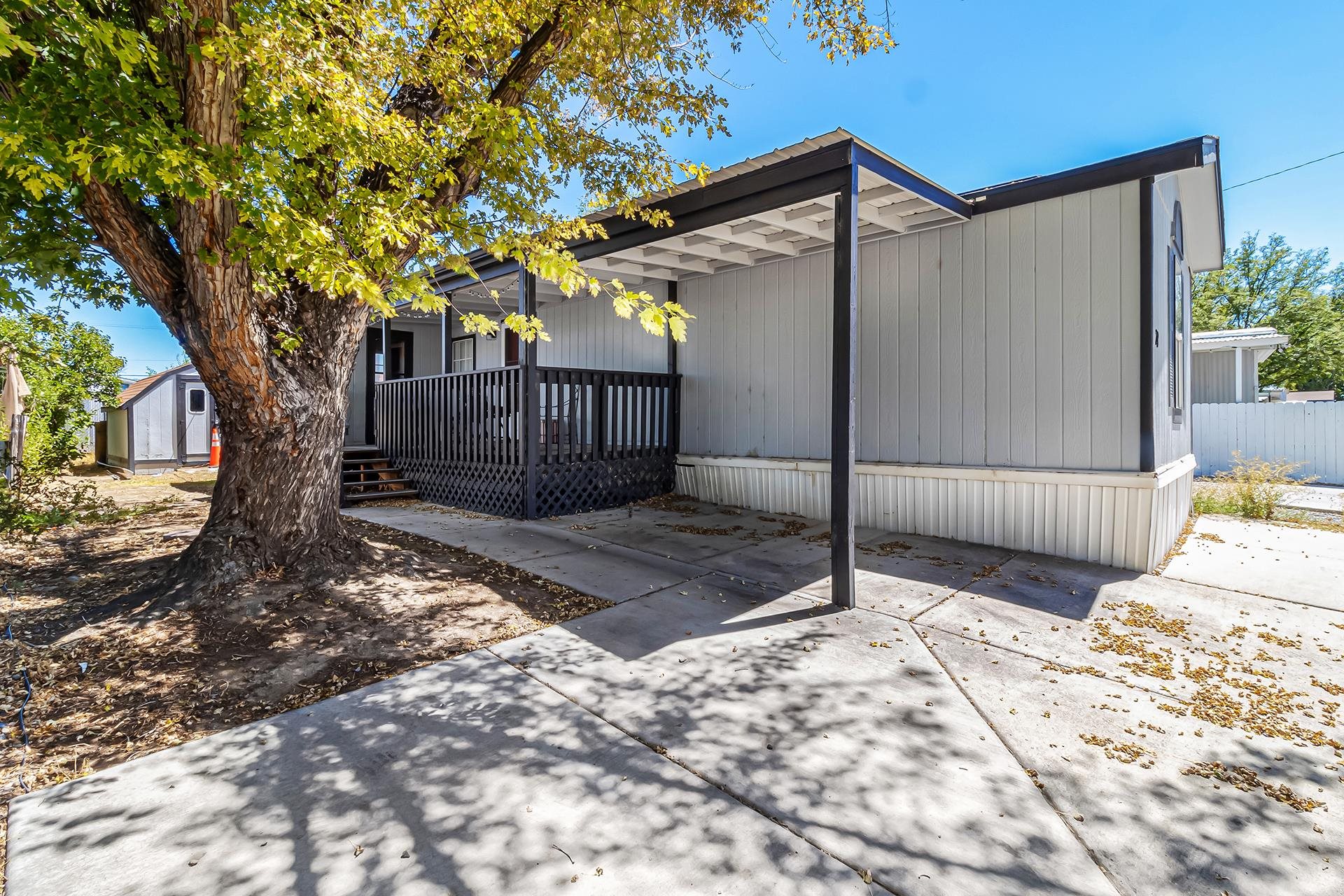 2845 North Avenue Property Photo 4