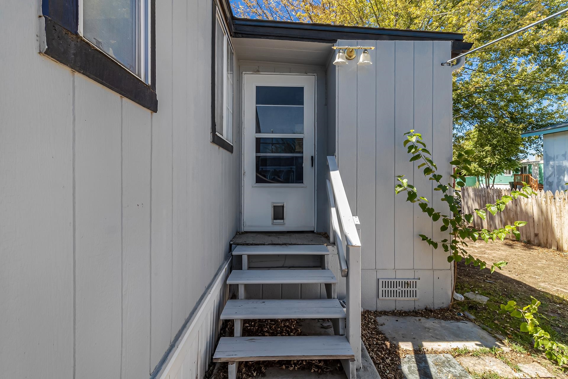 2845 North Avenue Property Photo 7
