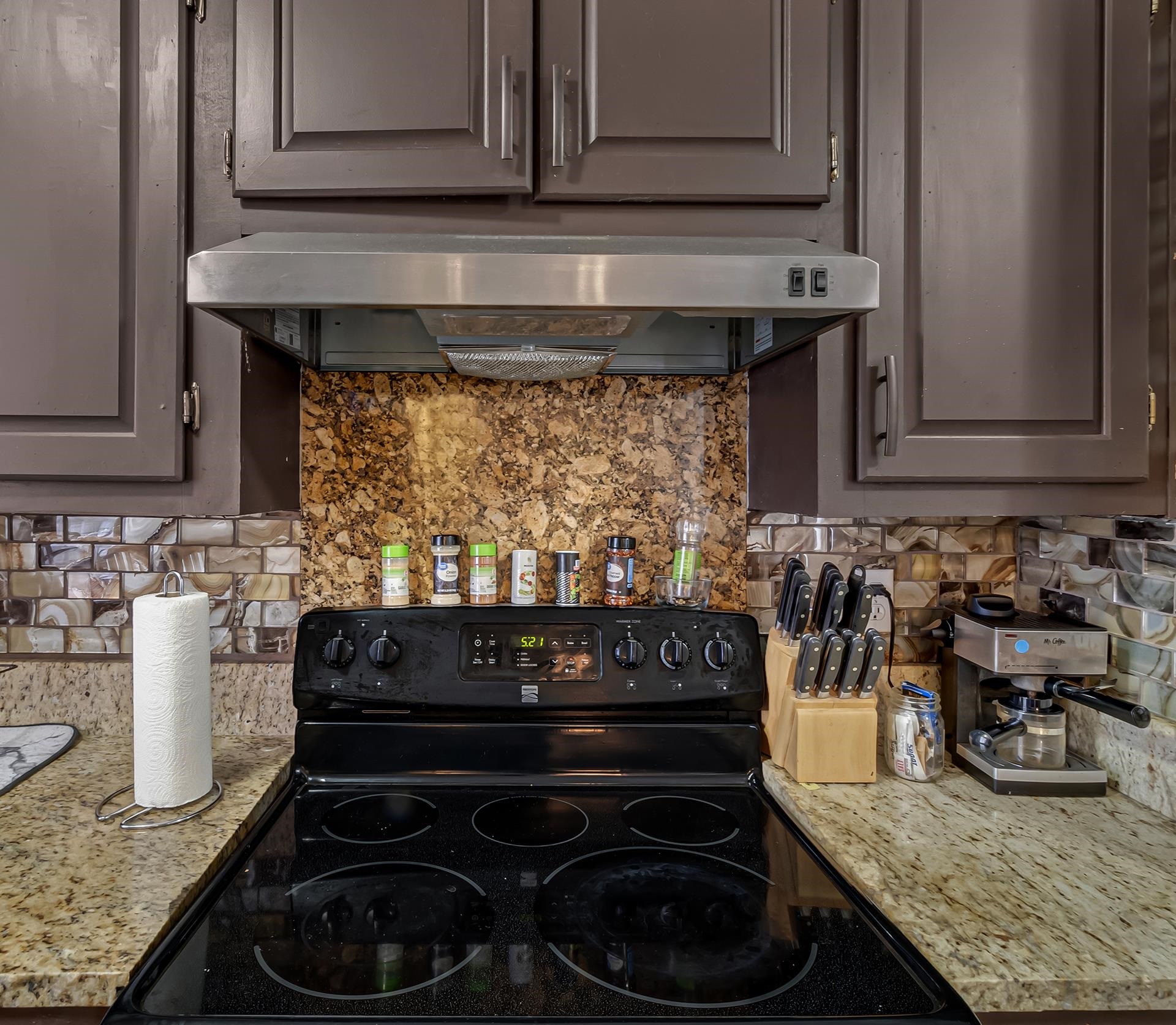 2845 North Avenue Property Photo 19