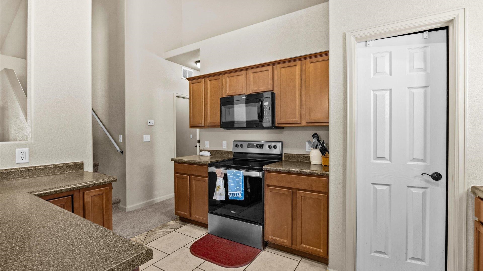 667 Tabor Avenue Property Photo 6