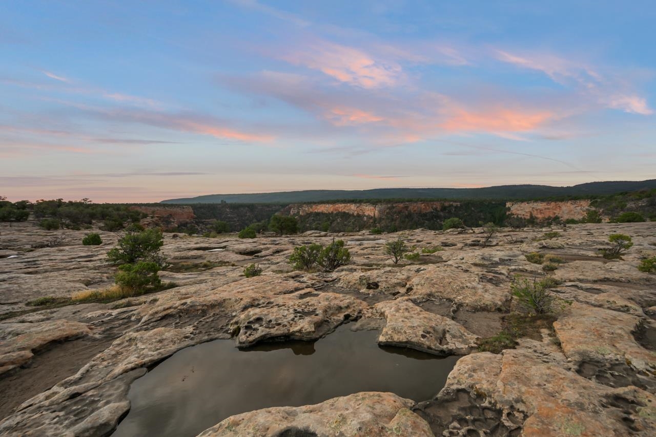 21900 Rough Canyon Road Property Photo 6