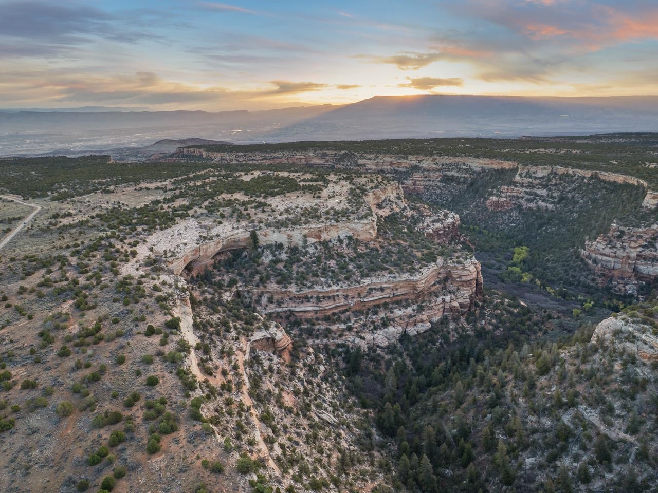 21900 Rough Canyon Road Property Photo 9