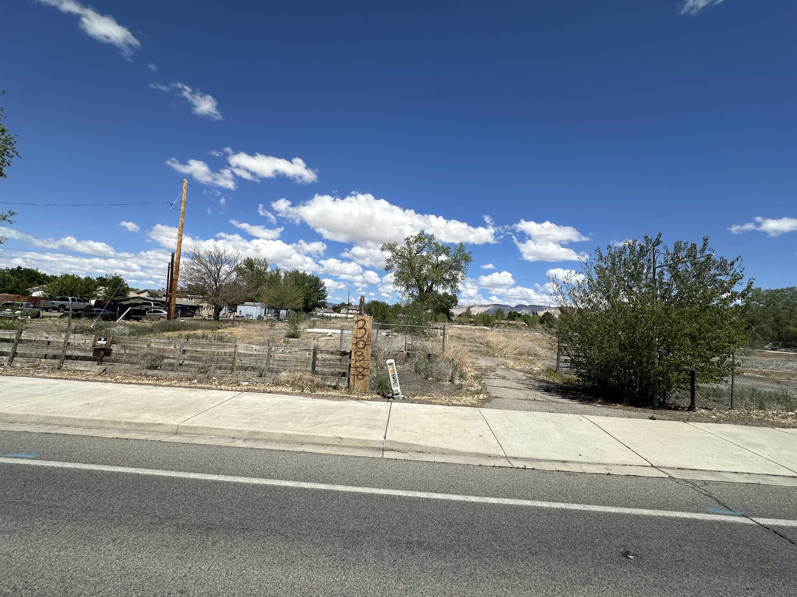 3038 D 1/2 Road Property Photo 7