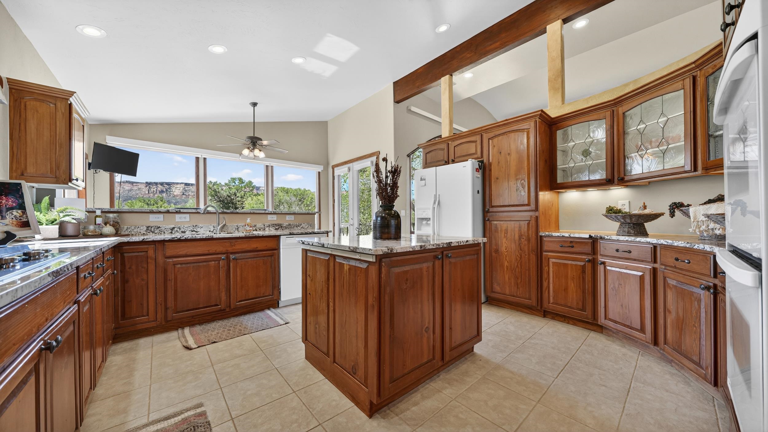651 Peony Drive Property Photo 11