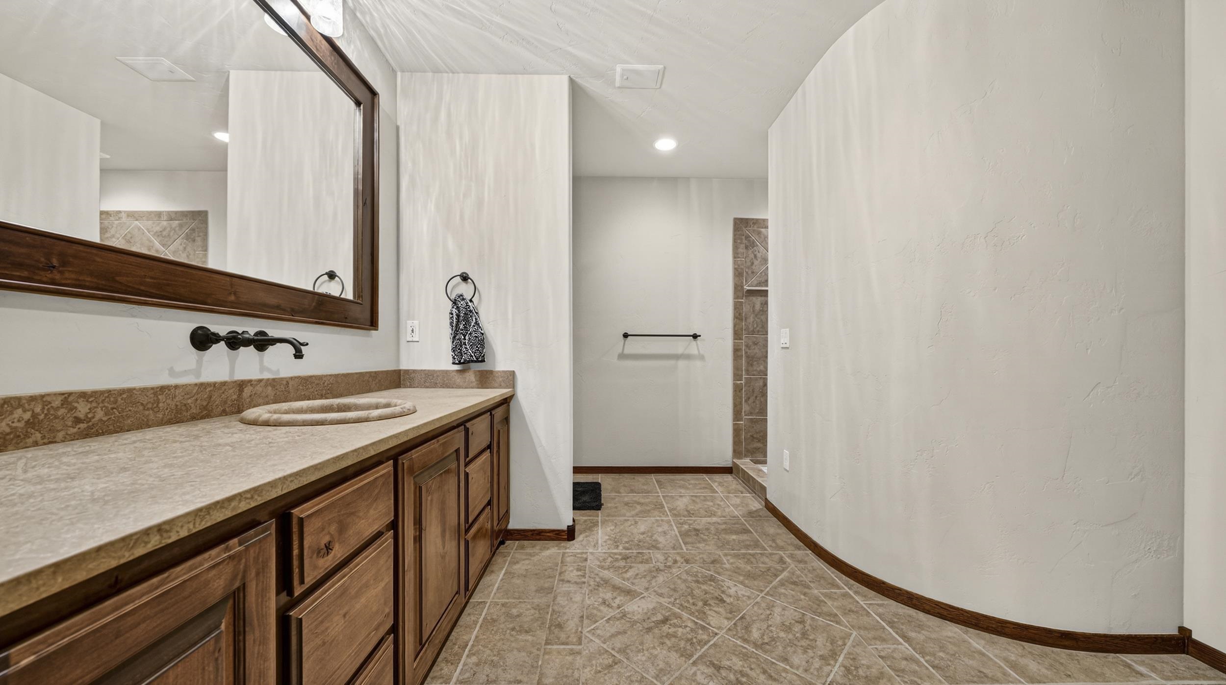 651 Peony Drive Property Photo 25