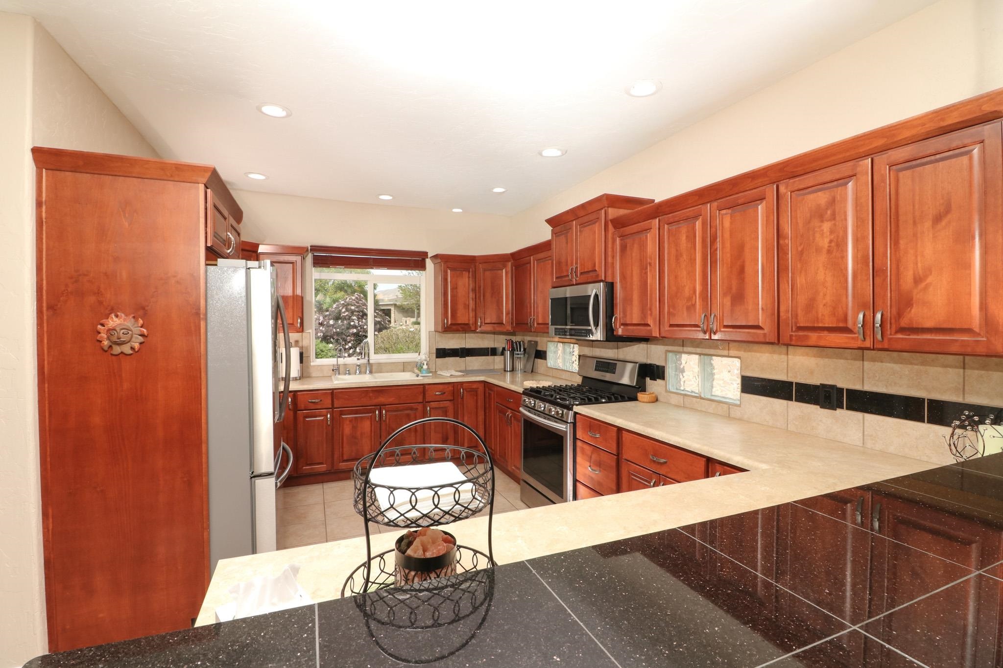 856 Summer Bend Court Property Photo 7