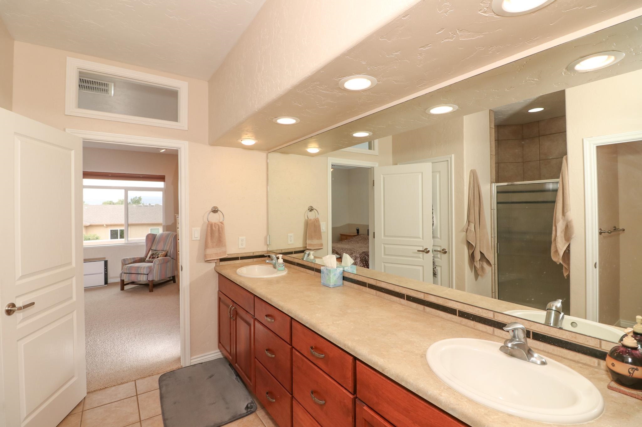 856 Summer Bend Court Property Photo 21