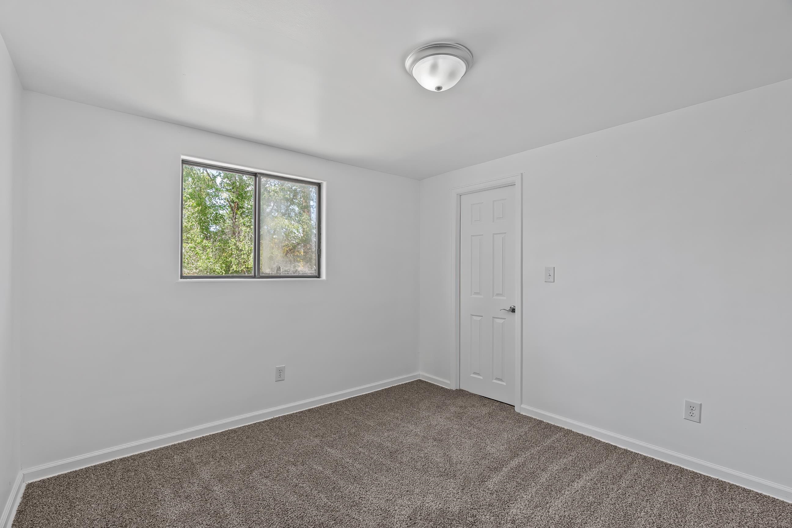 3199 E Road Property Photo 36