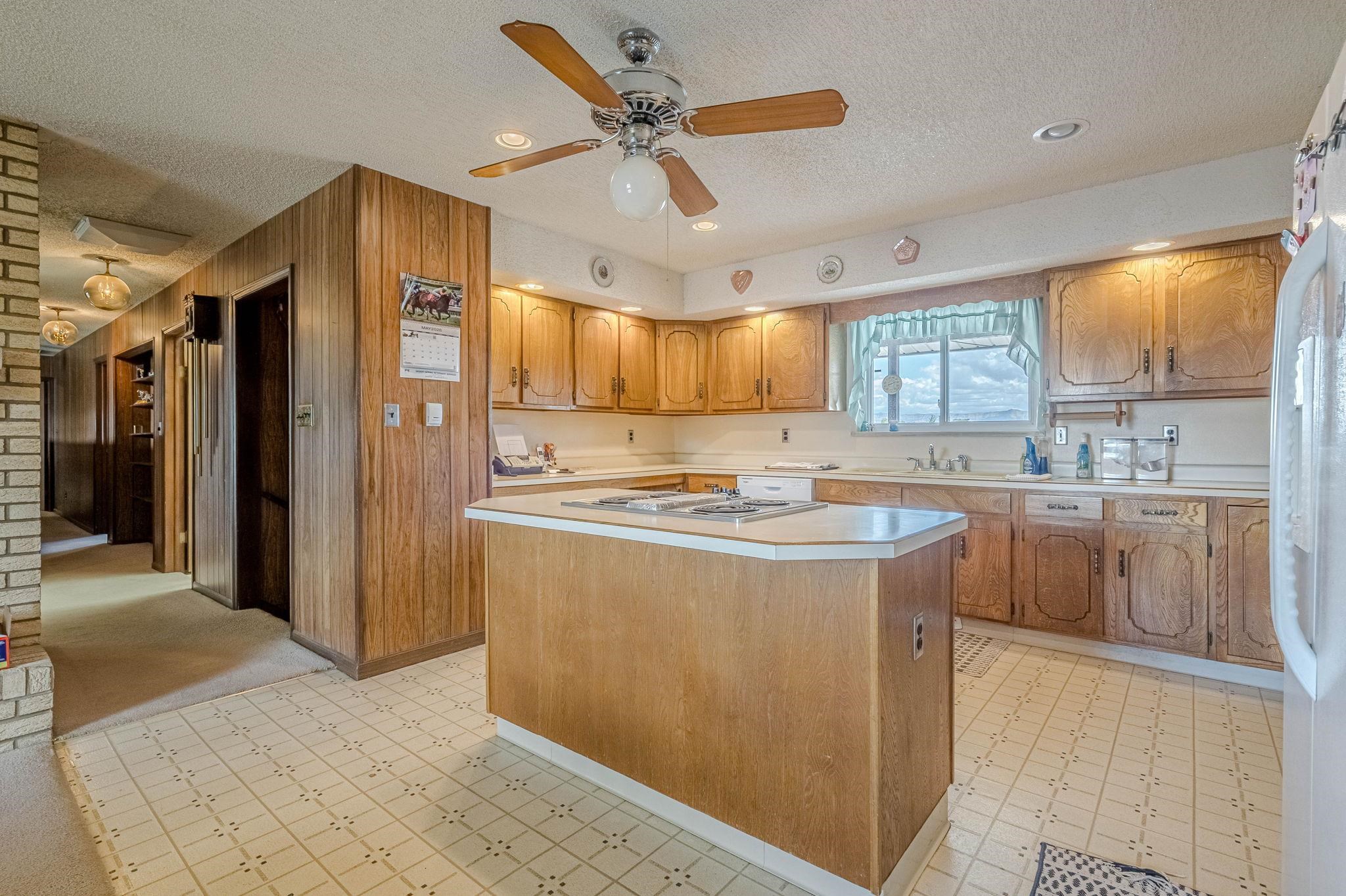 1176 17 1/2 Road Property Photo 27