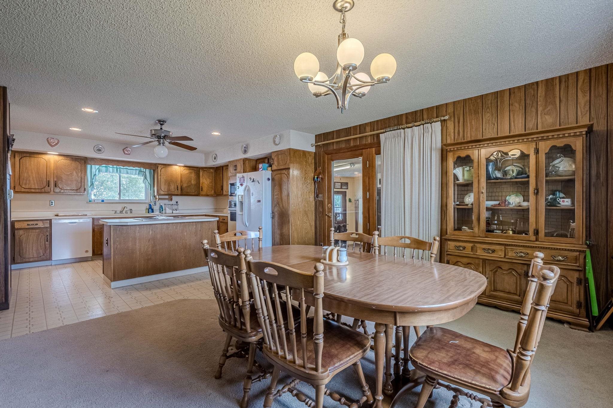 1176 17 1/2 Road Property Photo 31