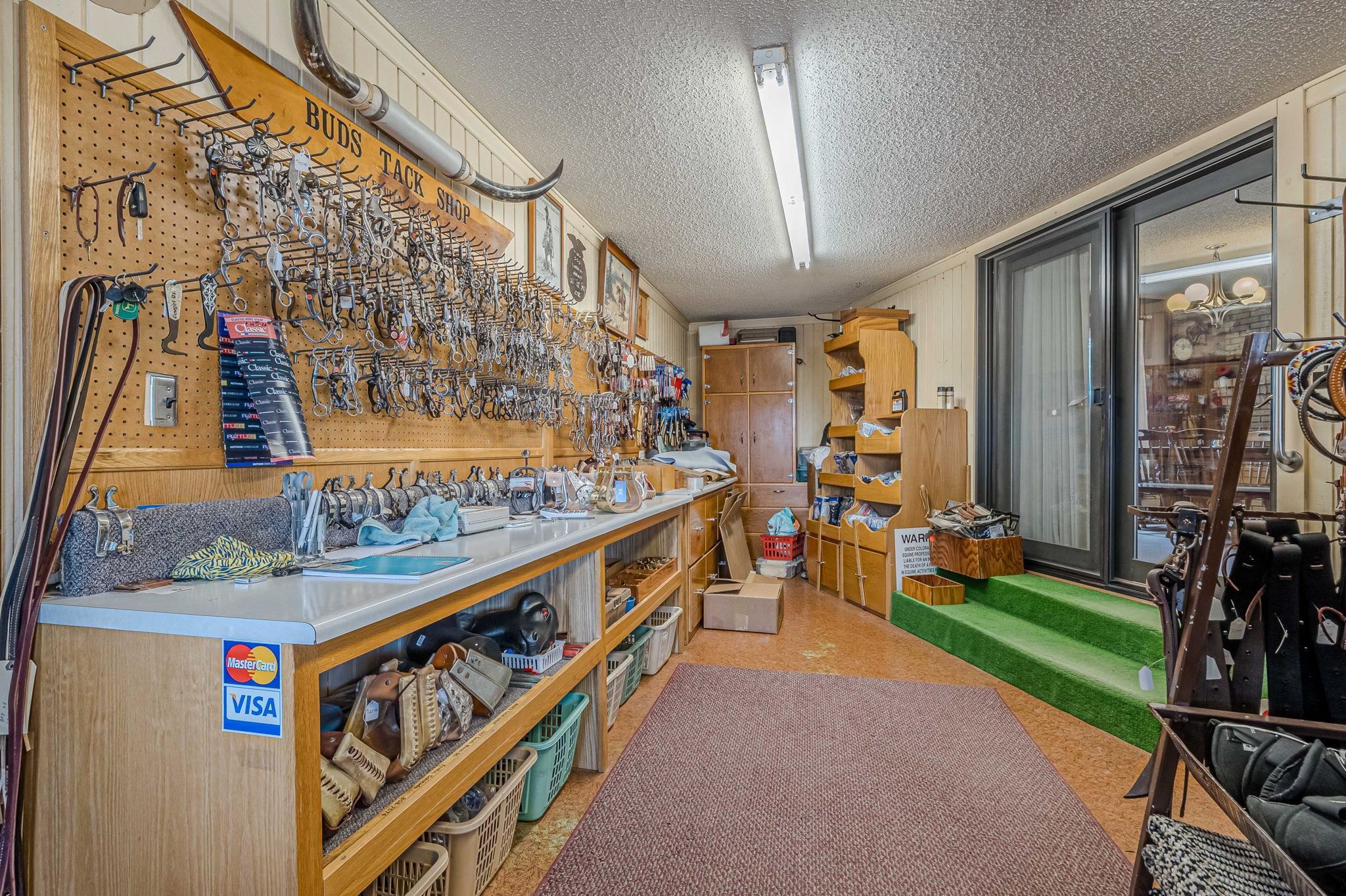 1176 17 1/2 Road Property Photo 32