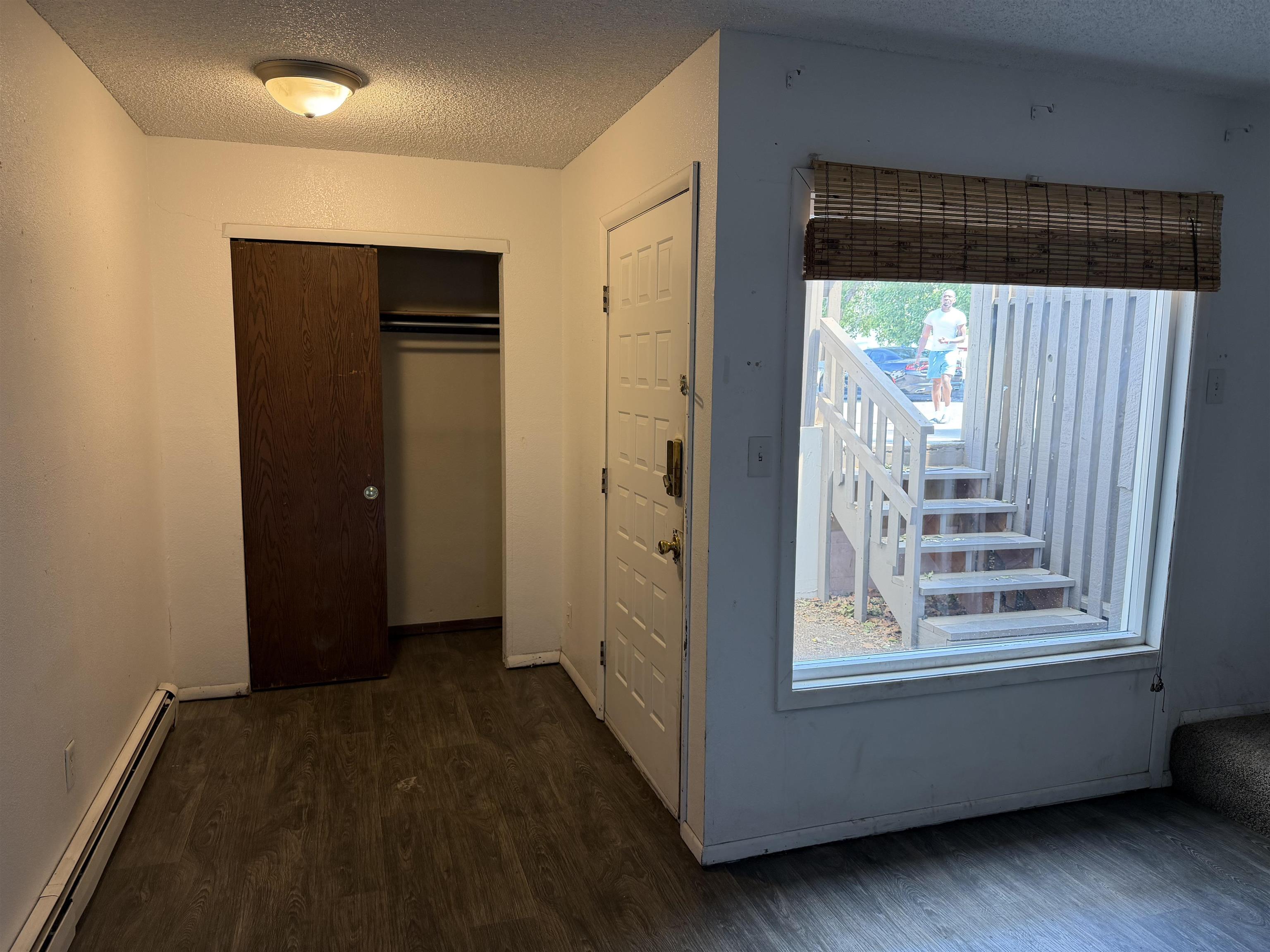 2150 College Place Property Photo 4