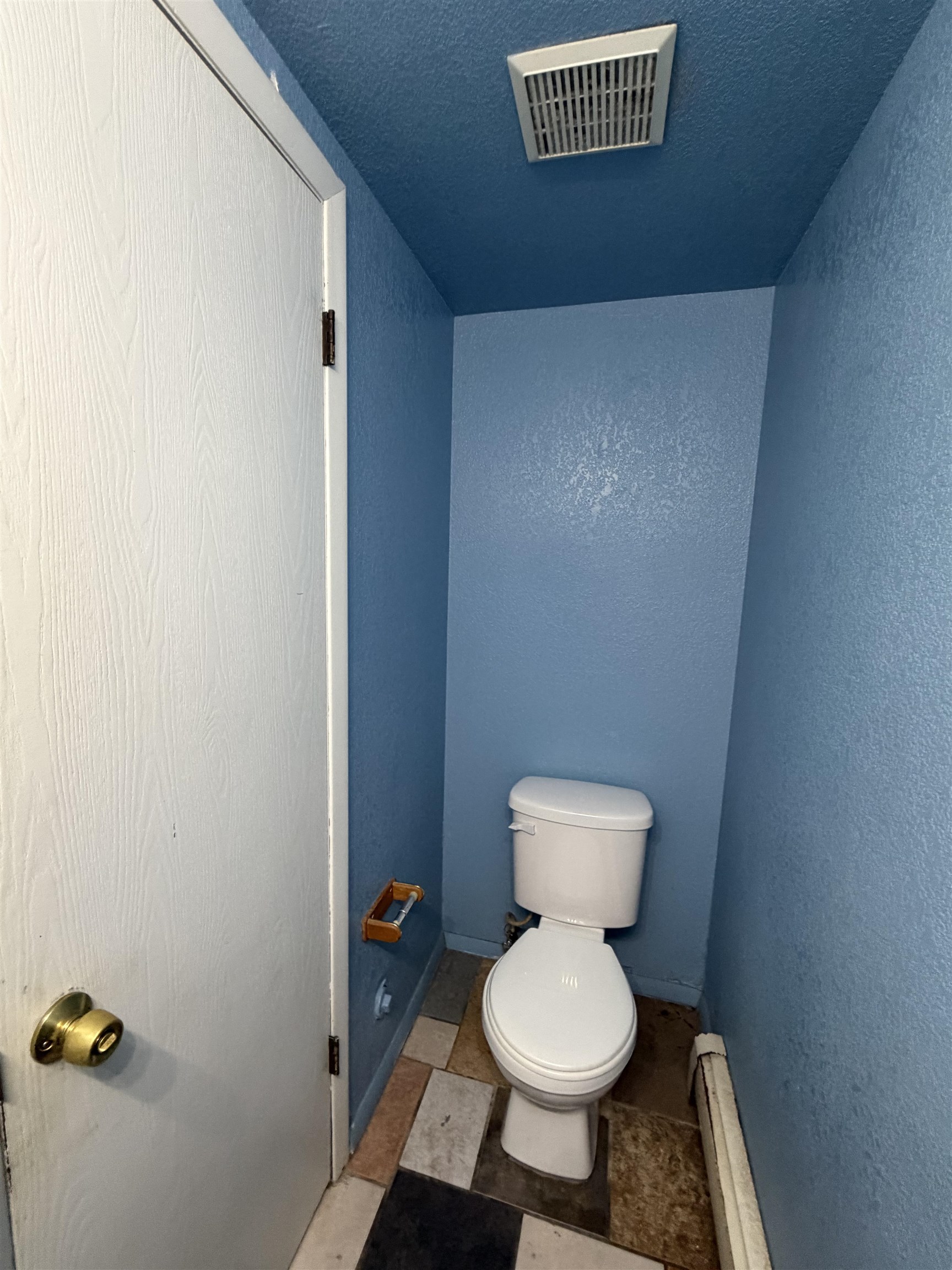 2150 College Place Property Photo 8