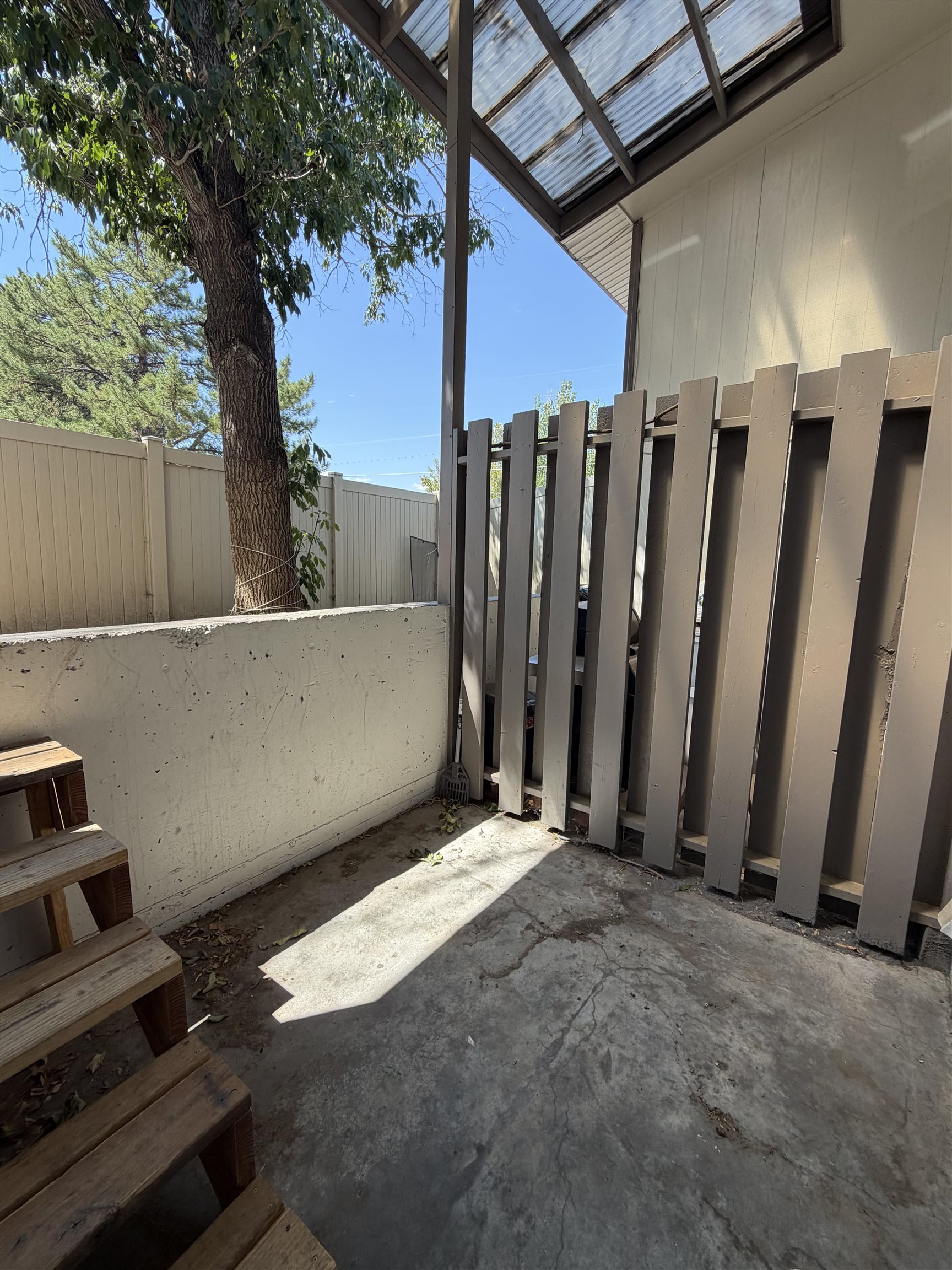 2150 College Place Property Photo 11