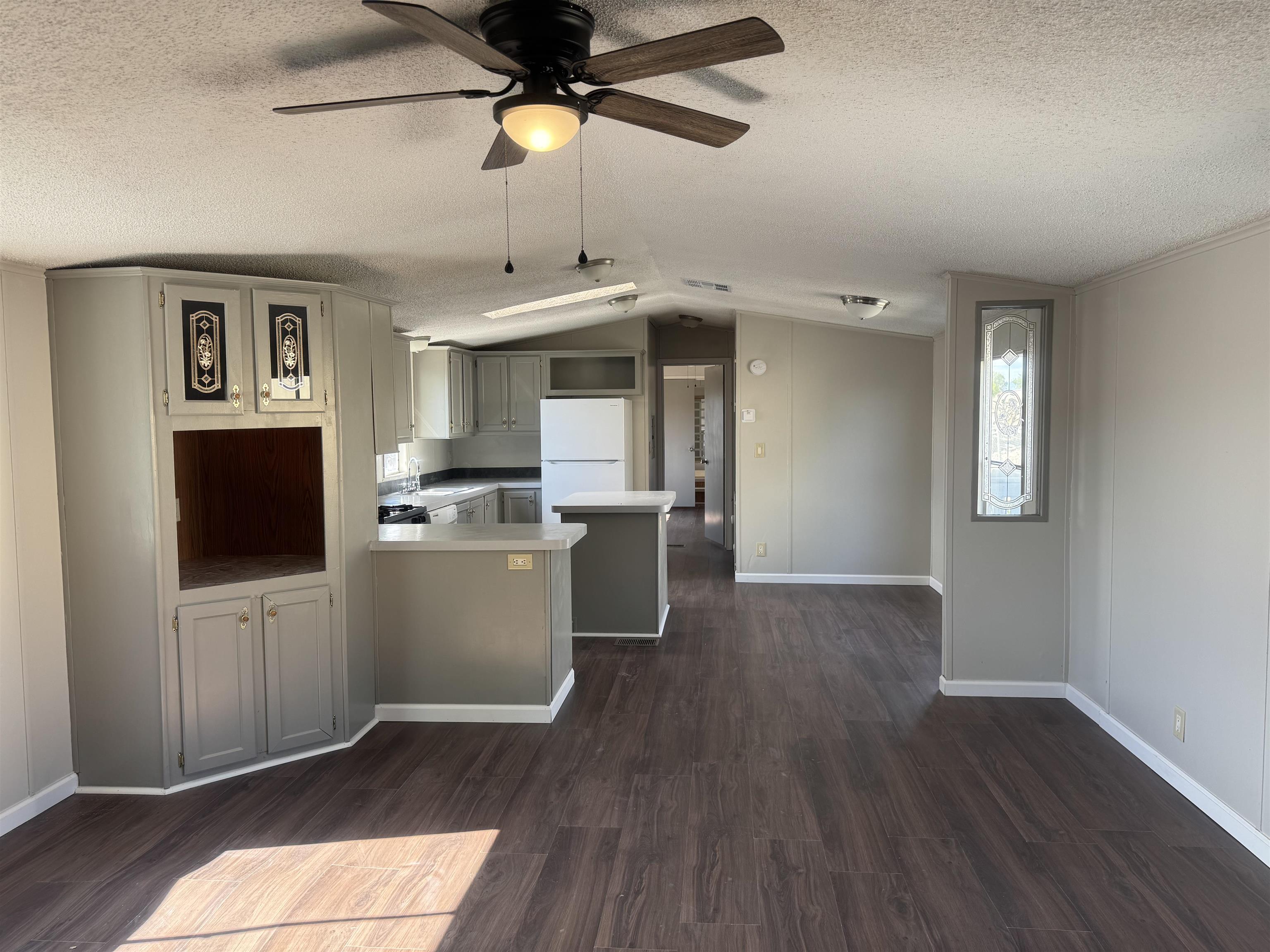 1040 Gilsonite Avenue Property Photo 3