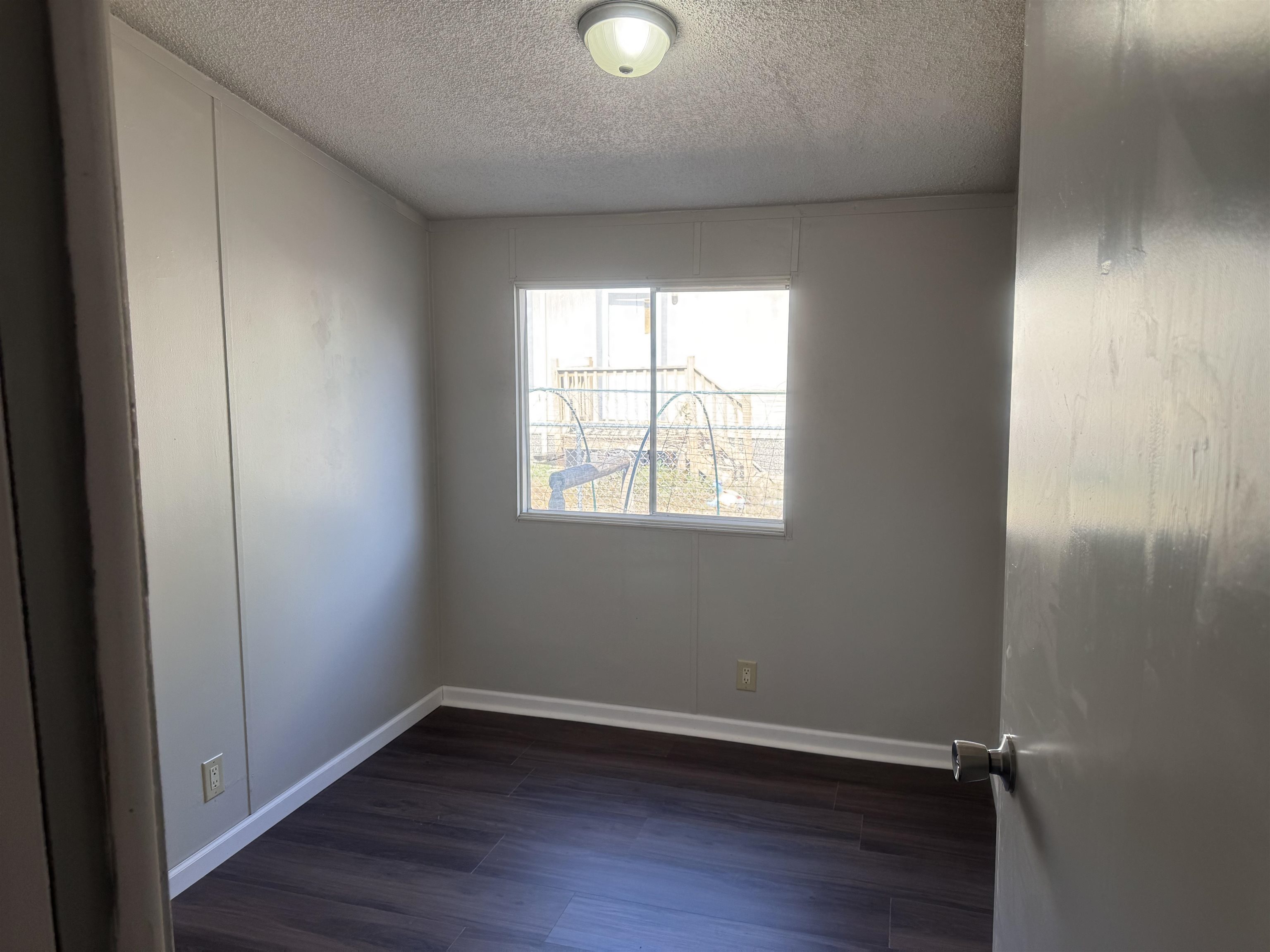 1040 Gilsonite Avenue Property Photo 8
