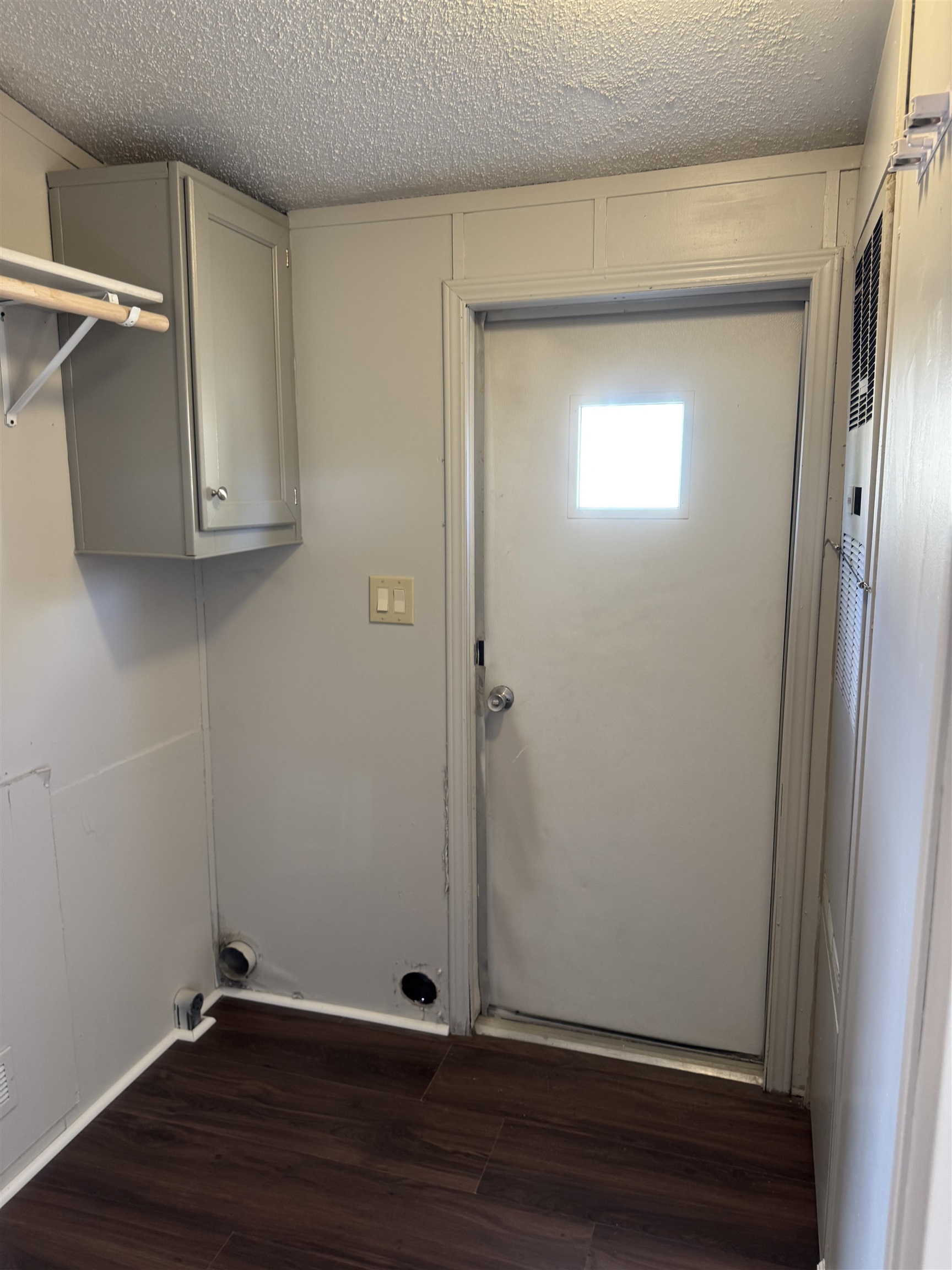 1040 Gilsonite Avenue Property Photo 11