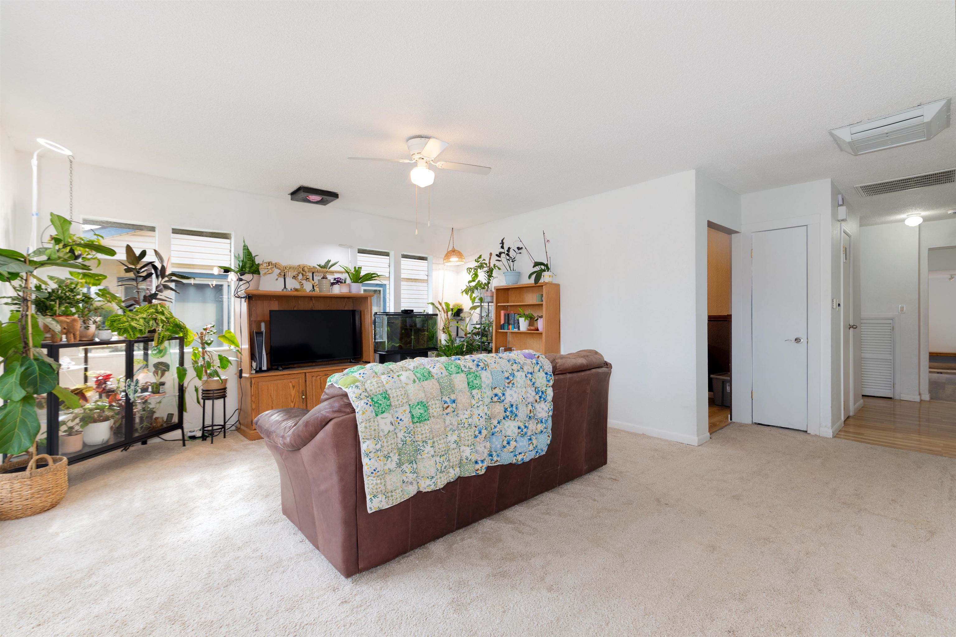 2435 Hill Avenue Property Photo 19