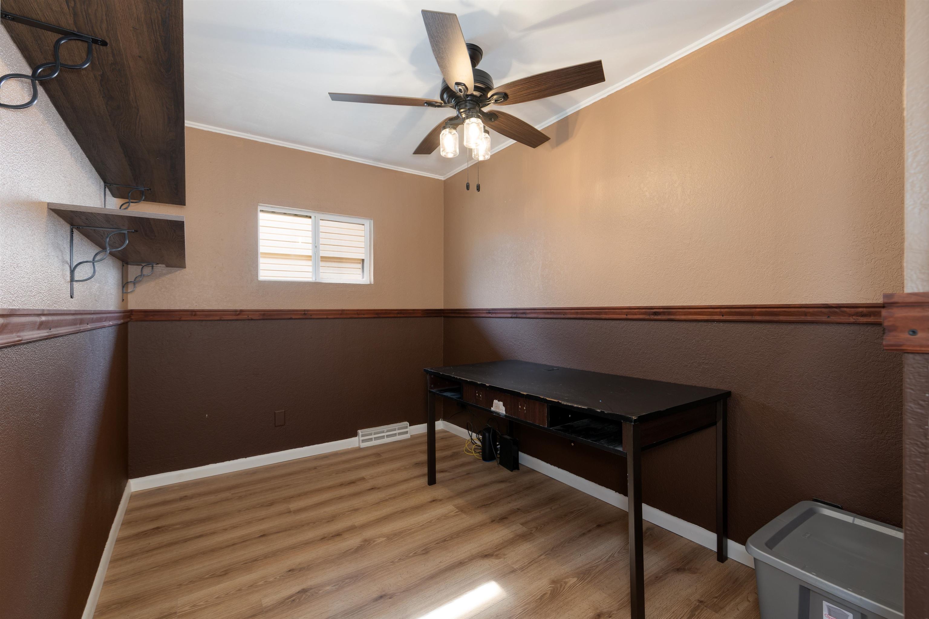 2435 Hill Avenue Property Photo 26