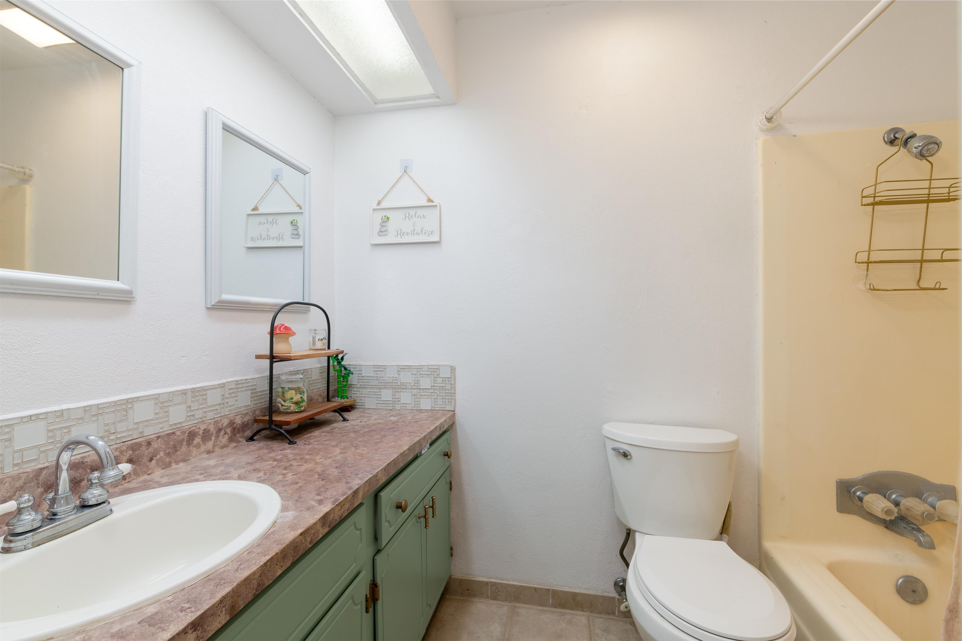 2435 Hill Avenue Property Photo 27