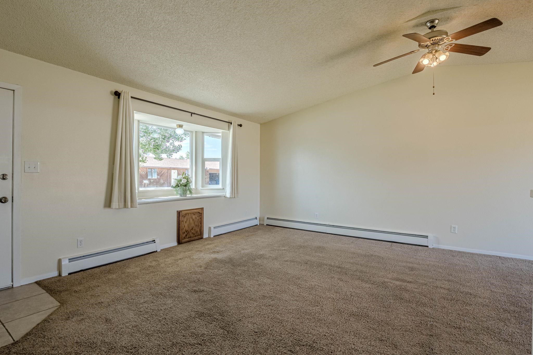 384 1/2 Dry Fork Way Property Photo 7