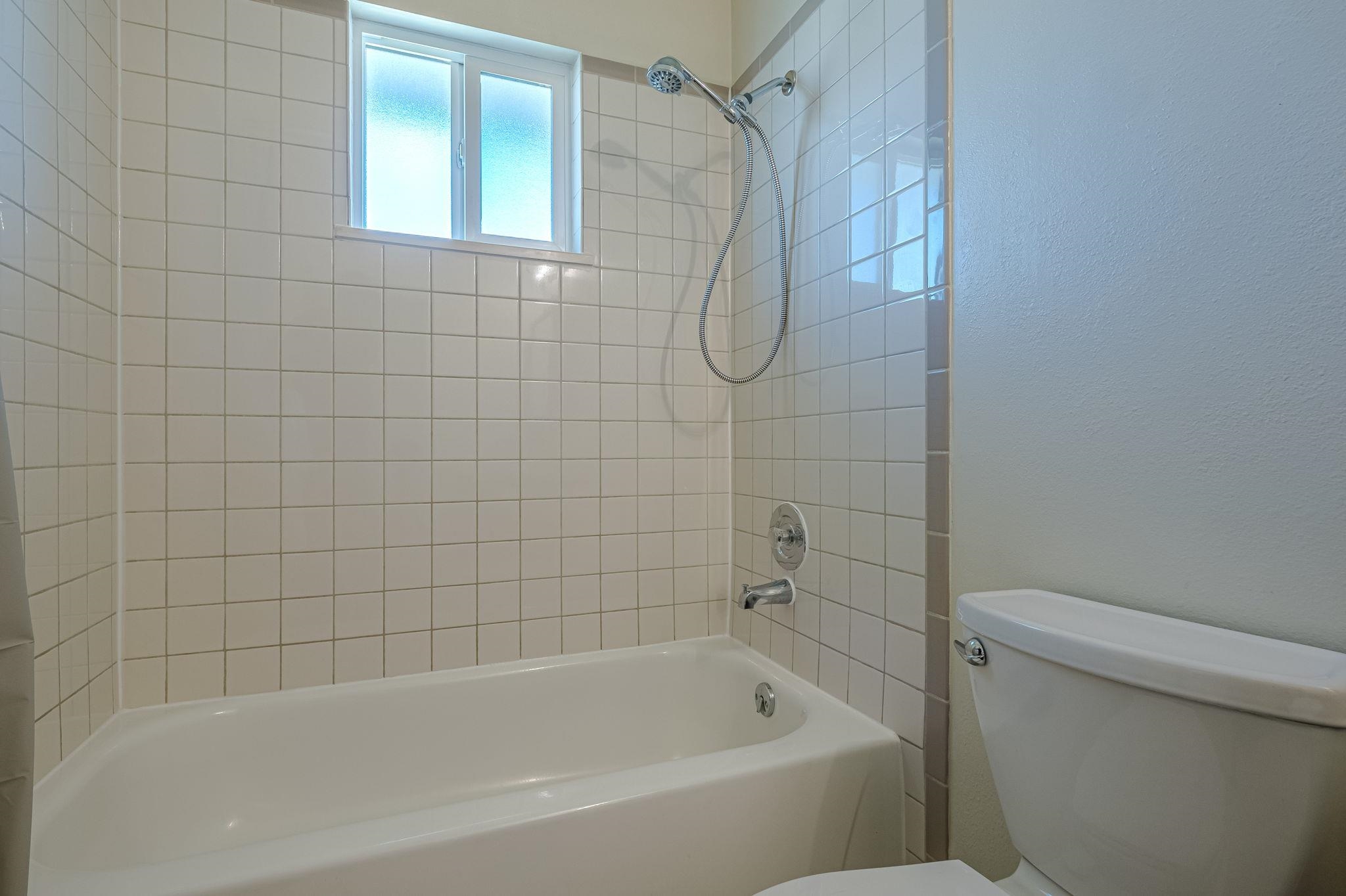 384 1/2 Dry Fork Way Property Photo 26