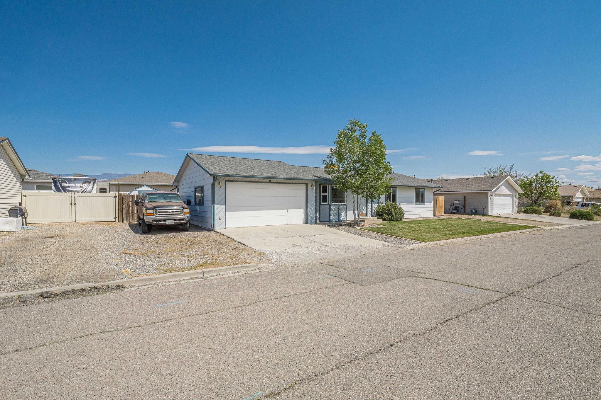 384 1/2 Dry Fork Way Property Photo 38