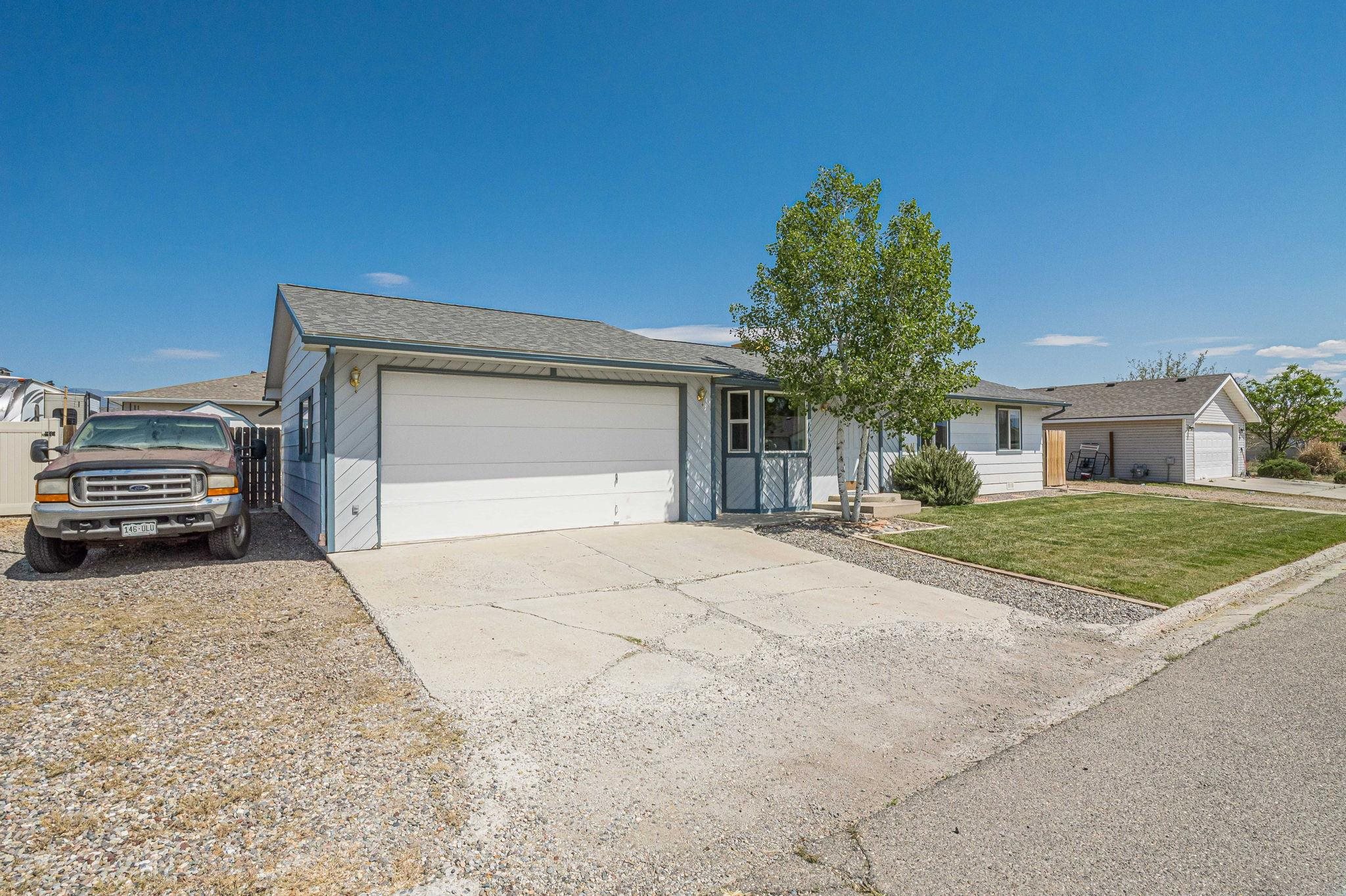 384 1/2 Dry Fork Way Property Photo 39