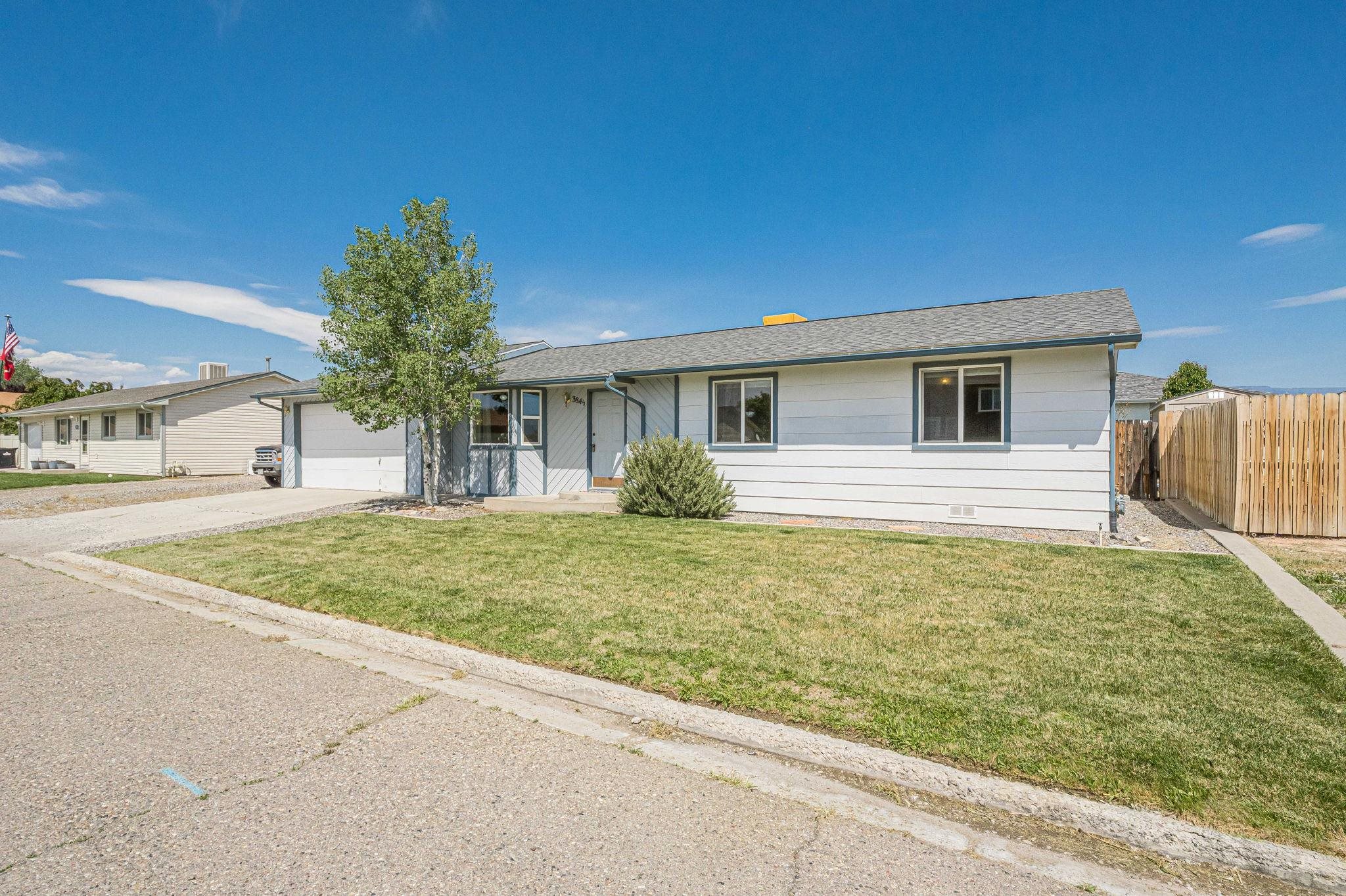 384 1/2 Dry Fork Way Property Photo 41