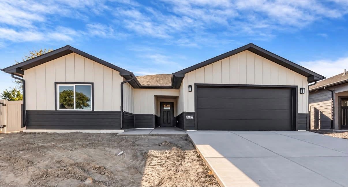 409 Pear Lane