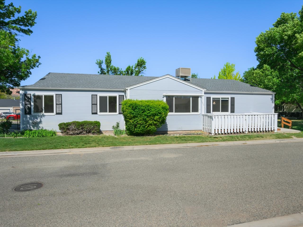 12 Rheims Court Property Photo 32