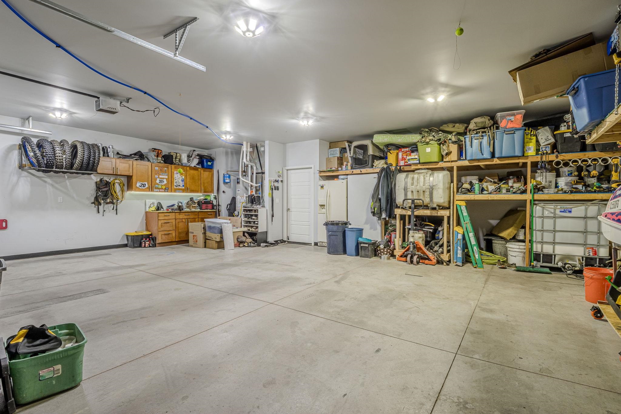 902 Cresthaven Drive Property Photo 19