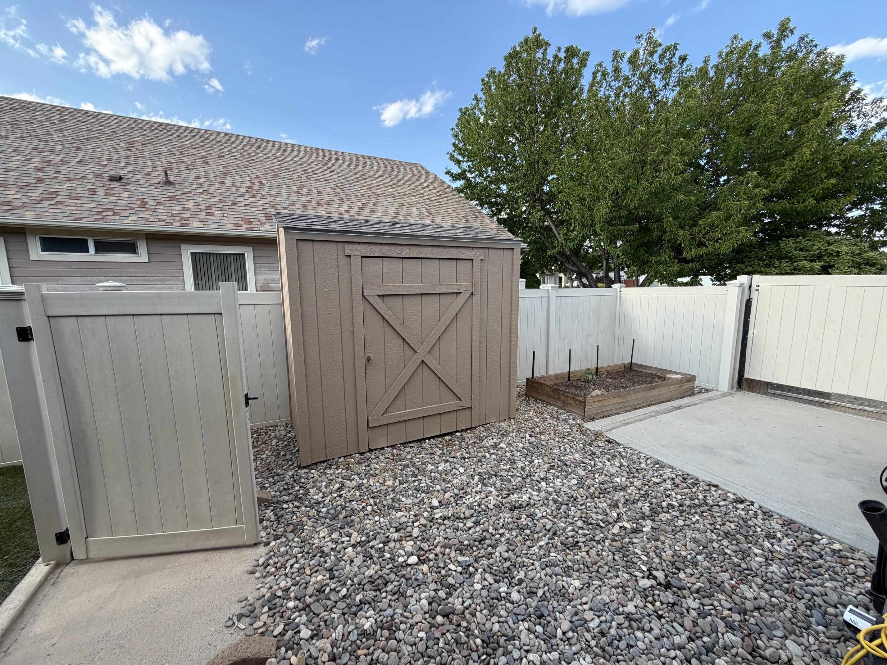 703 Comstock Drive Property Photo 18