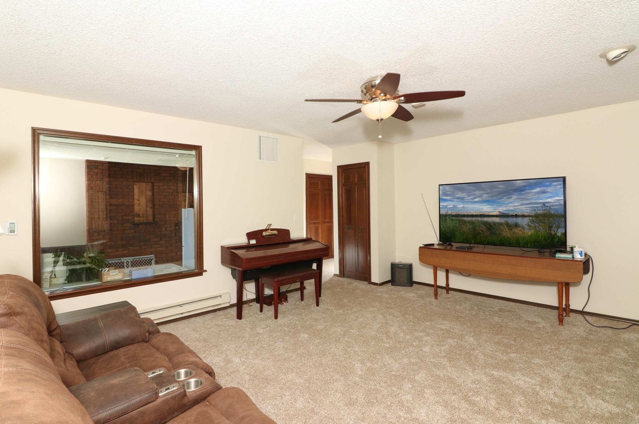 2579 H 3/4 Road Property Photo 7